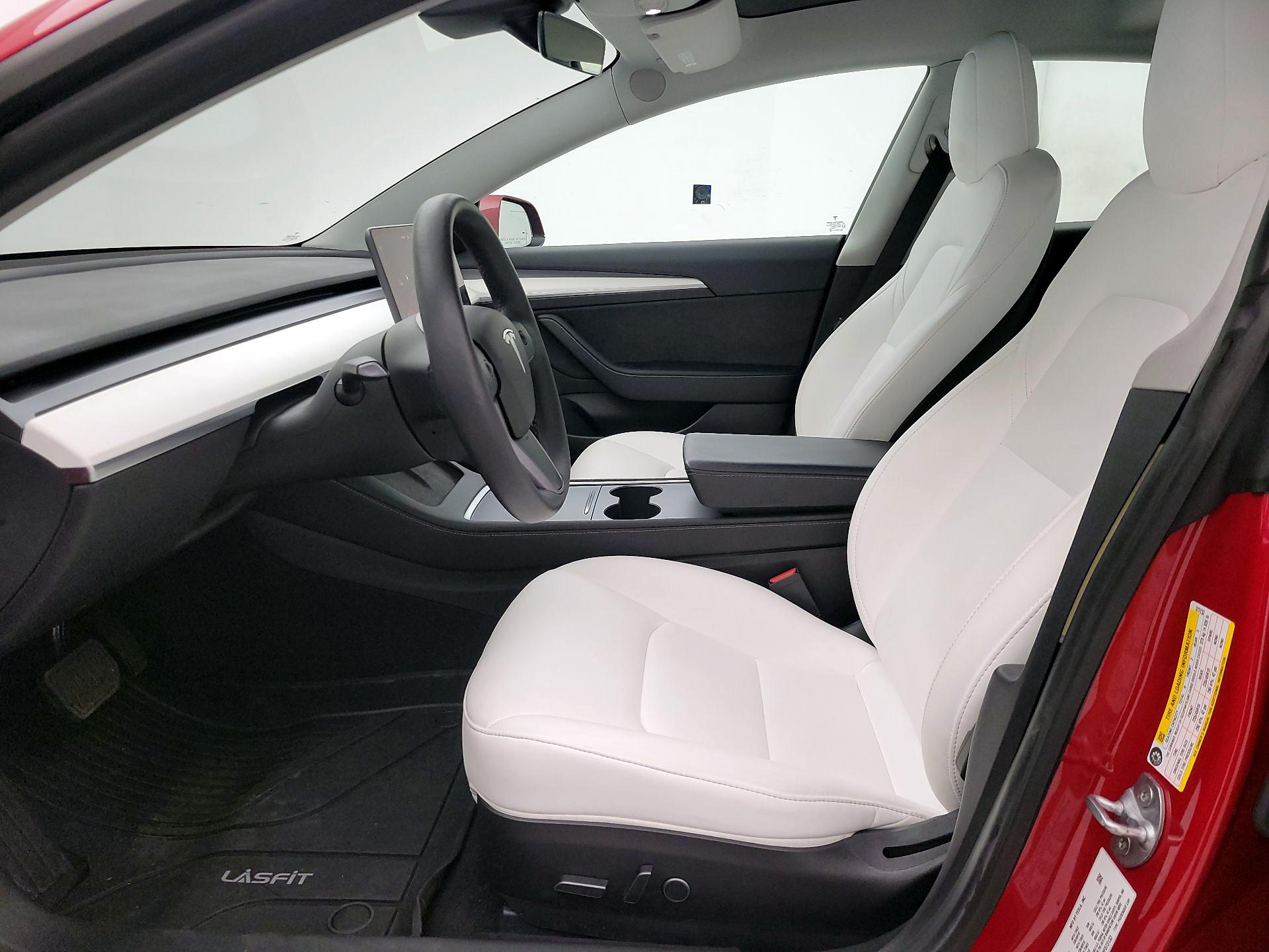 Thumbnail: 2021 Tesla Model 3 - 11