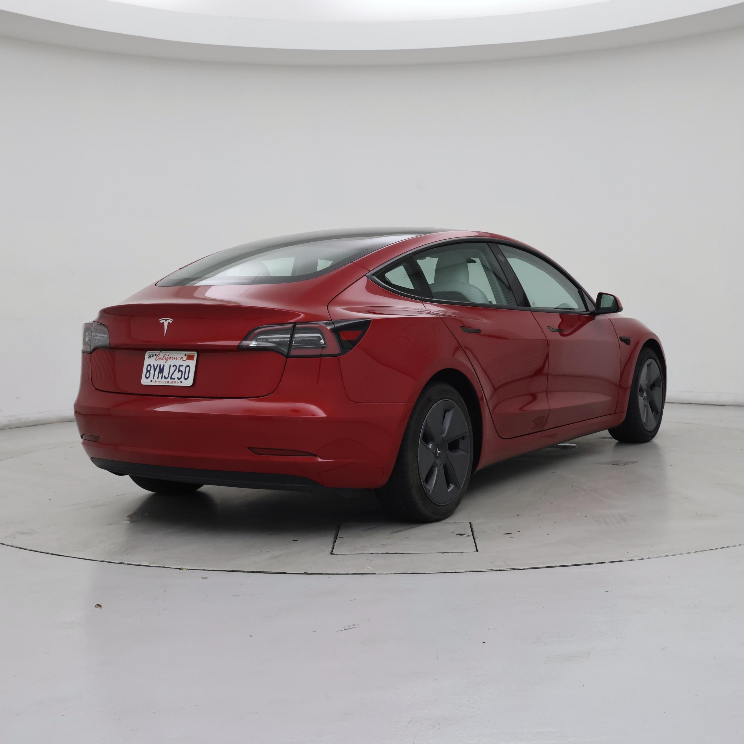 Thumbnail: 2021 Tesla Model 3 - 8