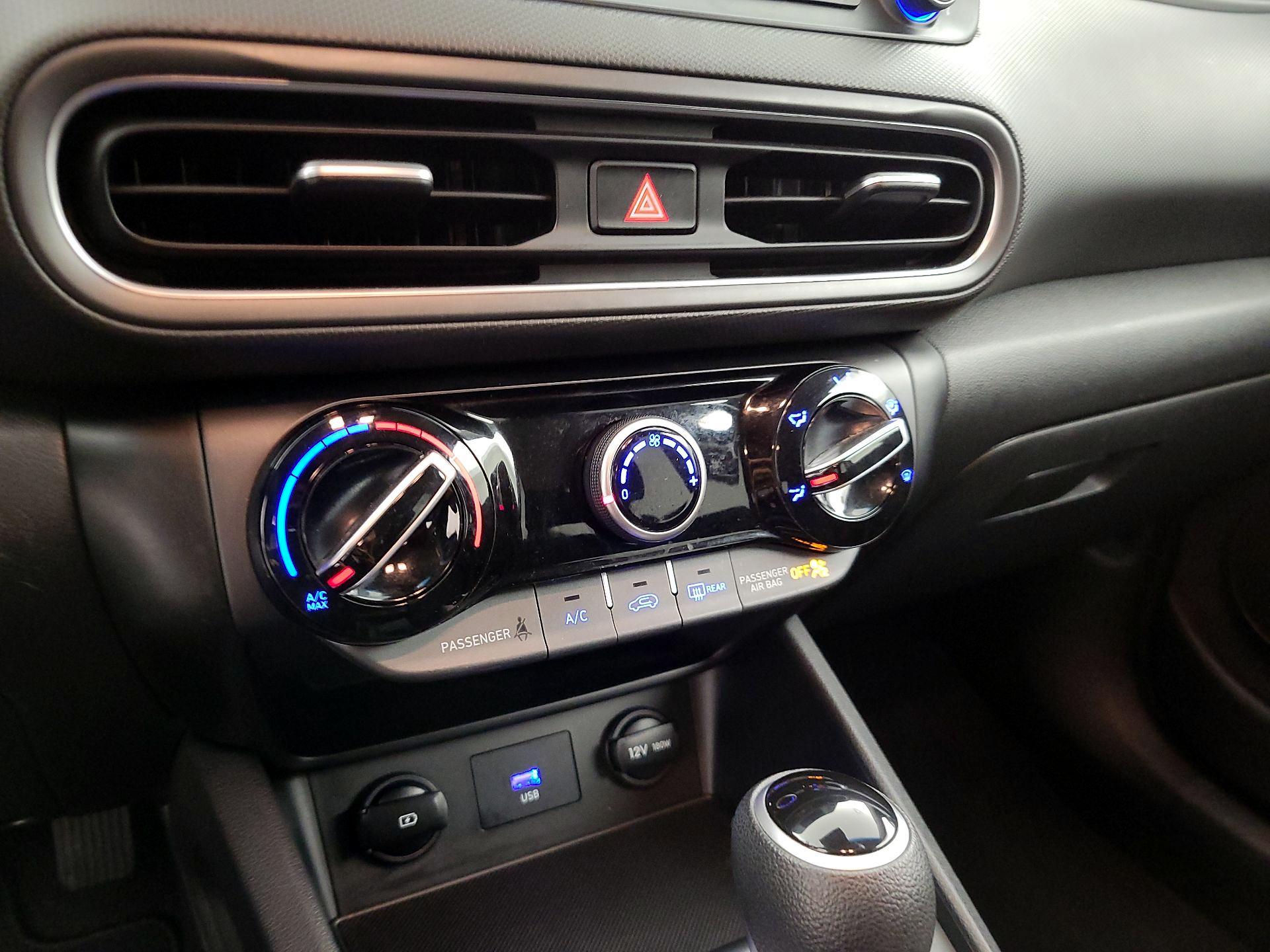 Thumbnail: 2022 Hyundai Kona - 16