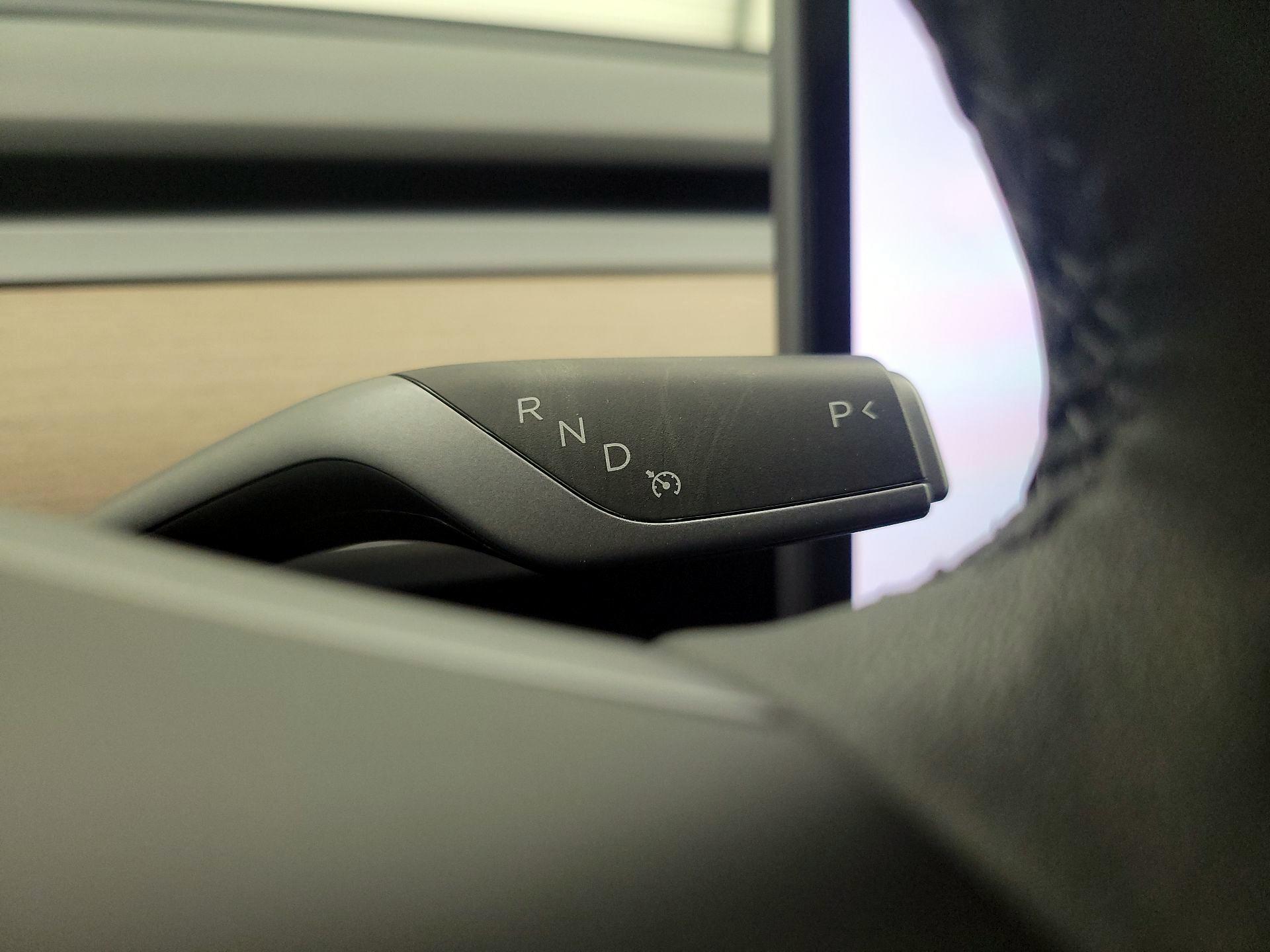 Thumbnail: 2023 Tesla Model 3 - 17