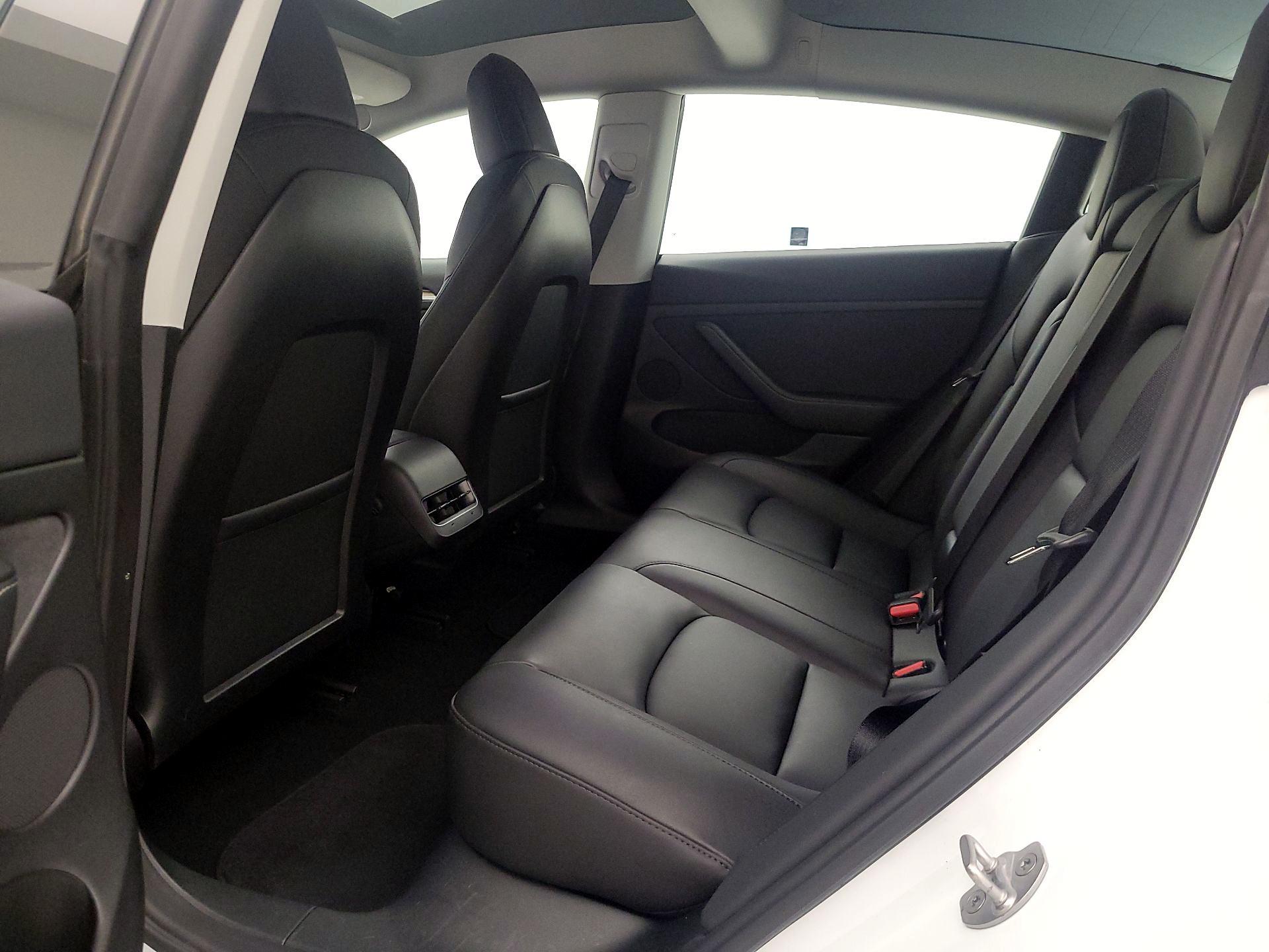 Thumbnail: 2023 Tesla Model 3 - 20