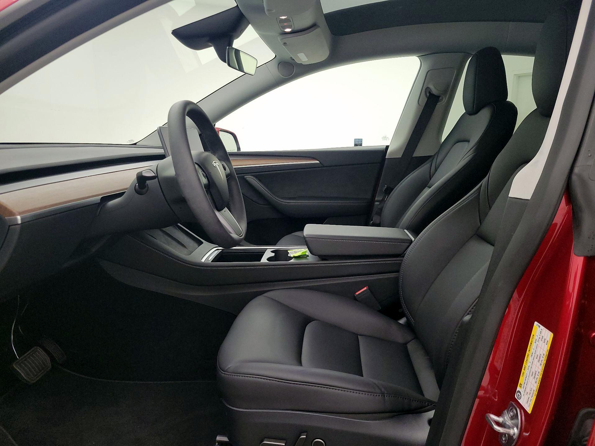 Thumbnail: 2024 Tesla Model Y - 11