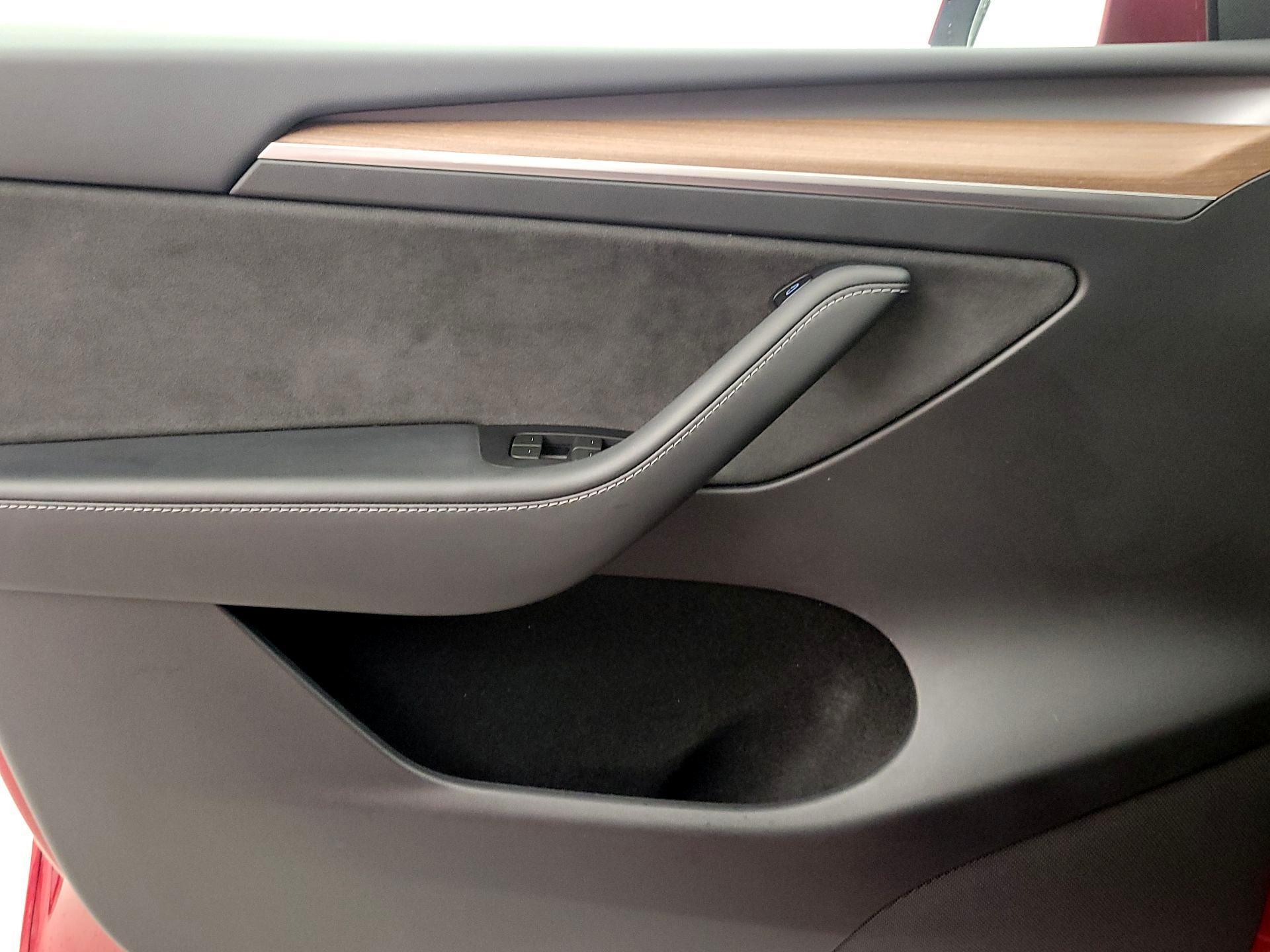 Thumbnail: 2024 Tesla Model Y - 12