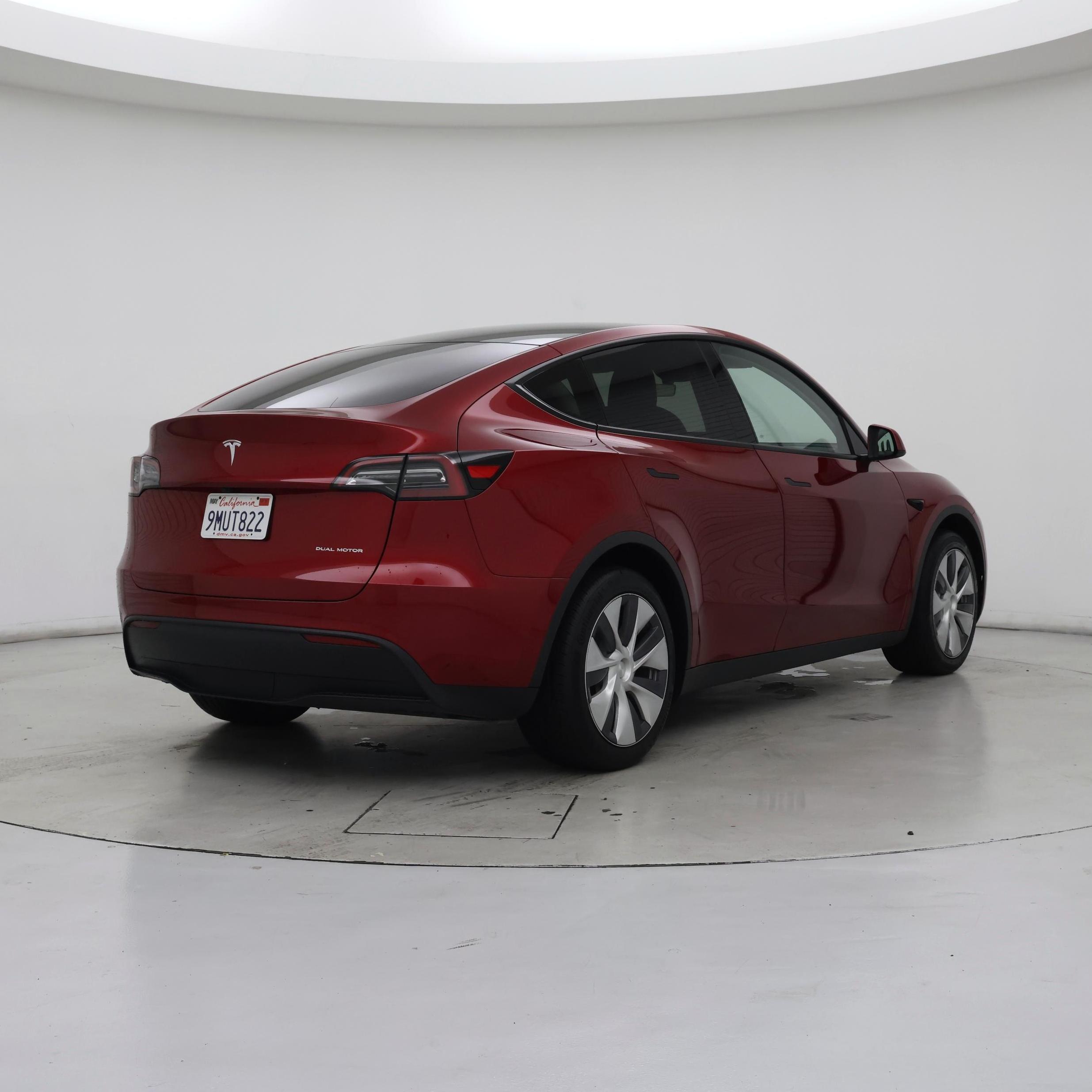 Thumbnail: 2024 Tesla Model Y - 8