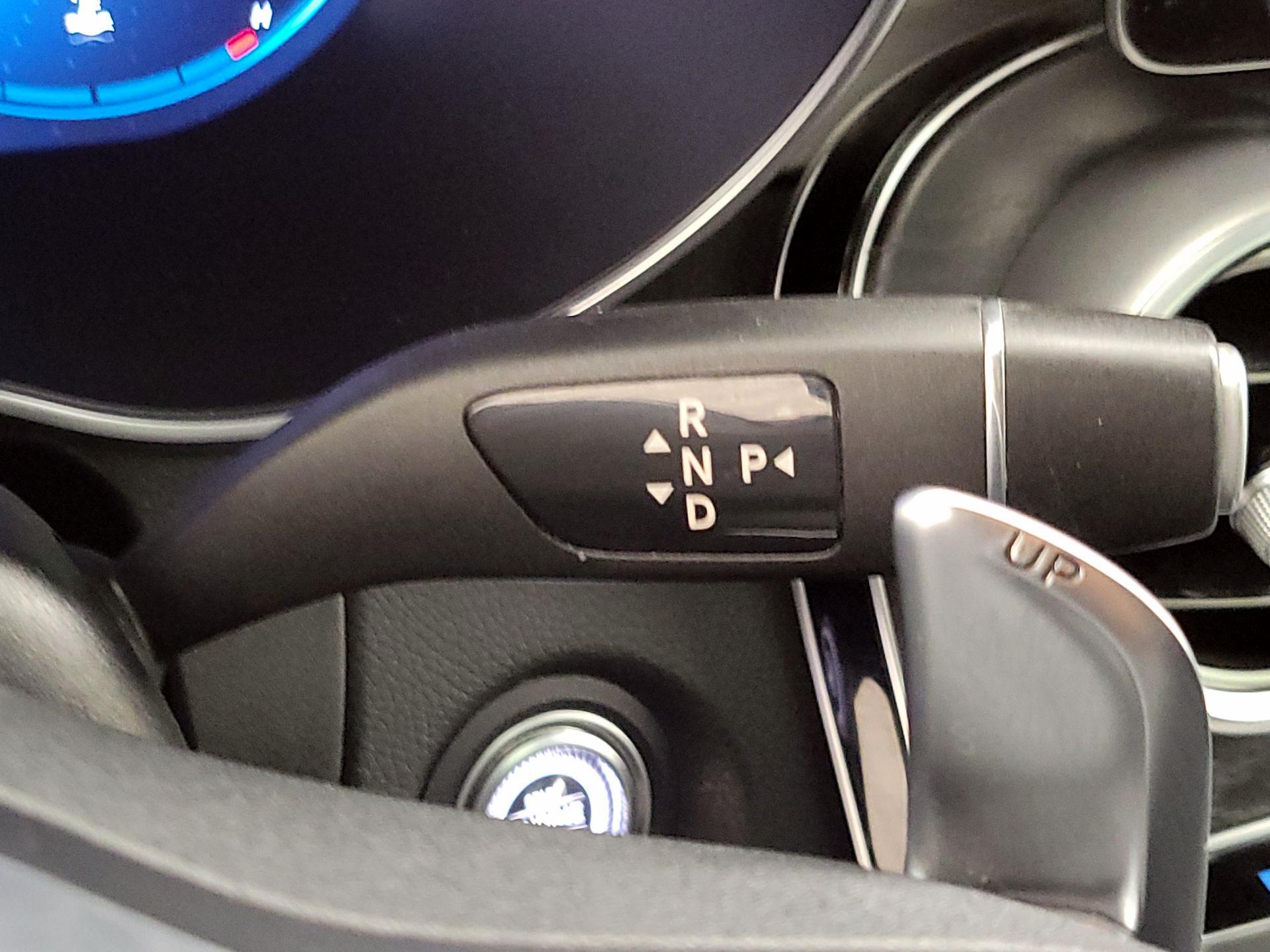 Thumbnail: 2021 Mercedes-Benz GL-Class - 18