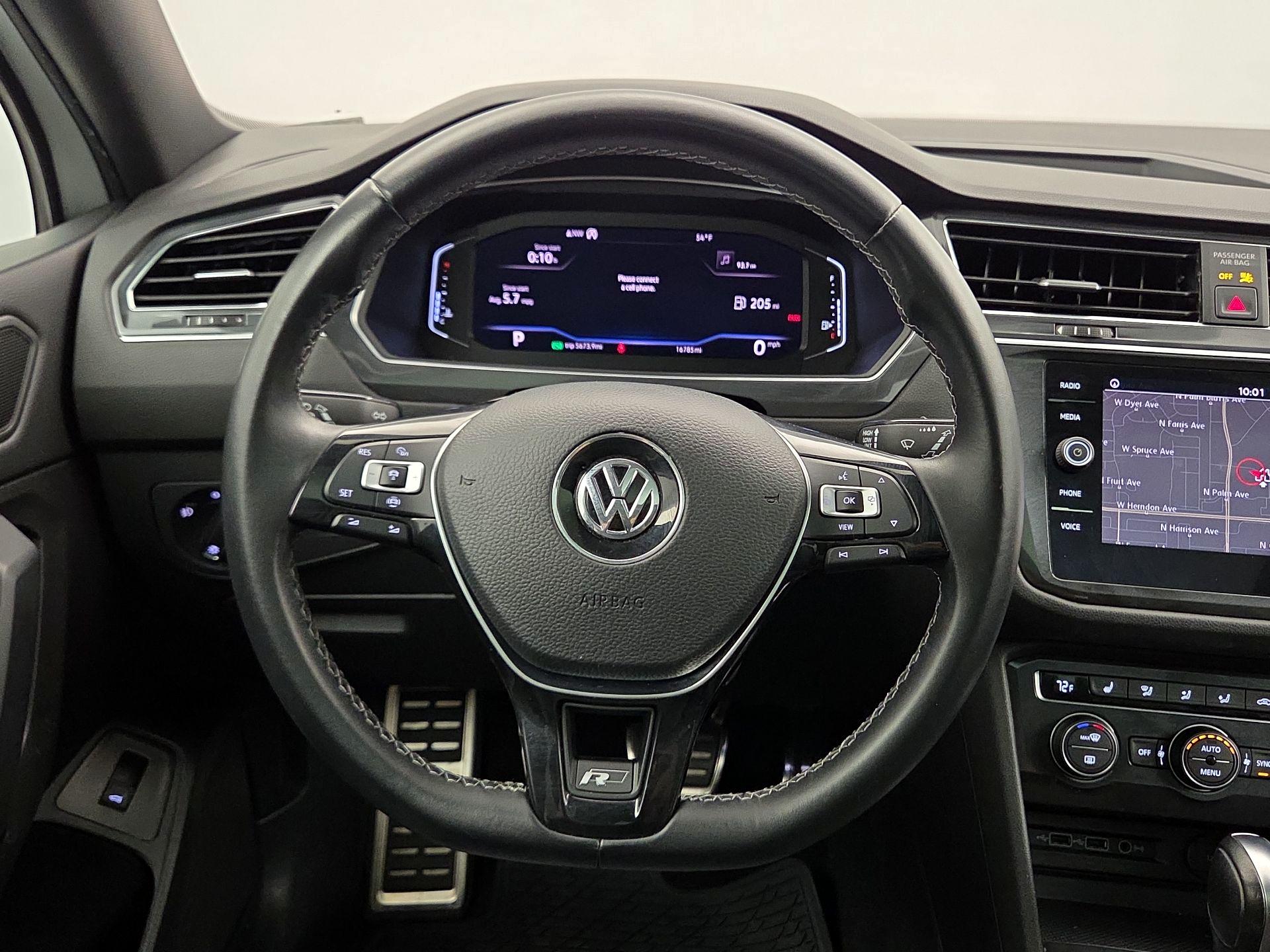 Thumbnail: 2019 Volkswagen Tiguan - 10