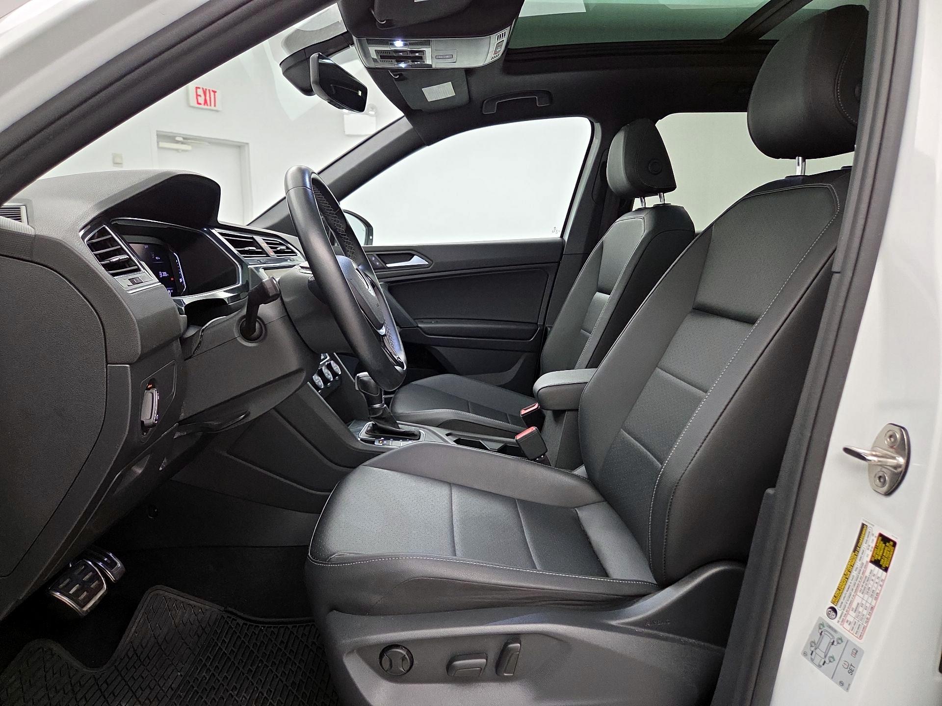 Thumbnail: 2019 Volkswagen Tiguan - 11