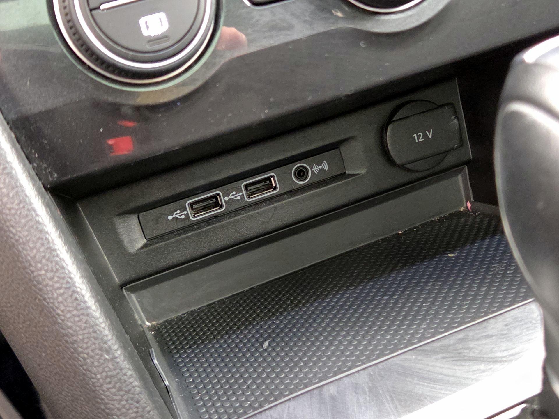 Thumbnail: 2019 Volkswagen Tiguan - 19