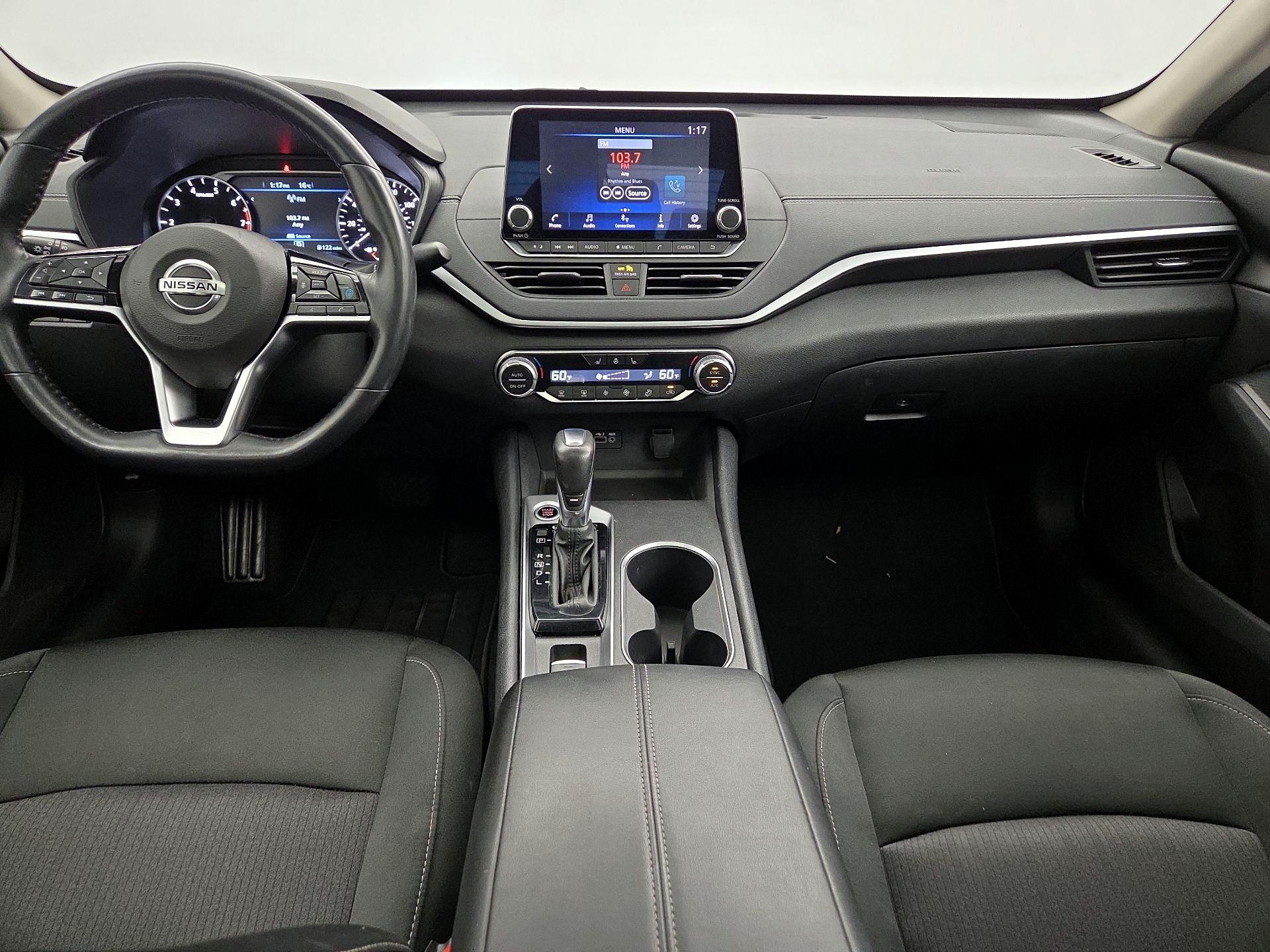 Thumbnail: 2019 Nissan Altima - 9