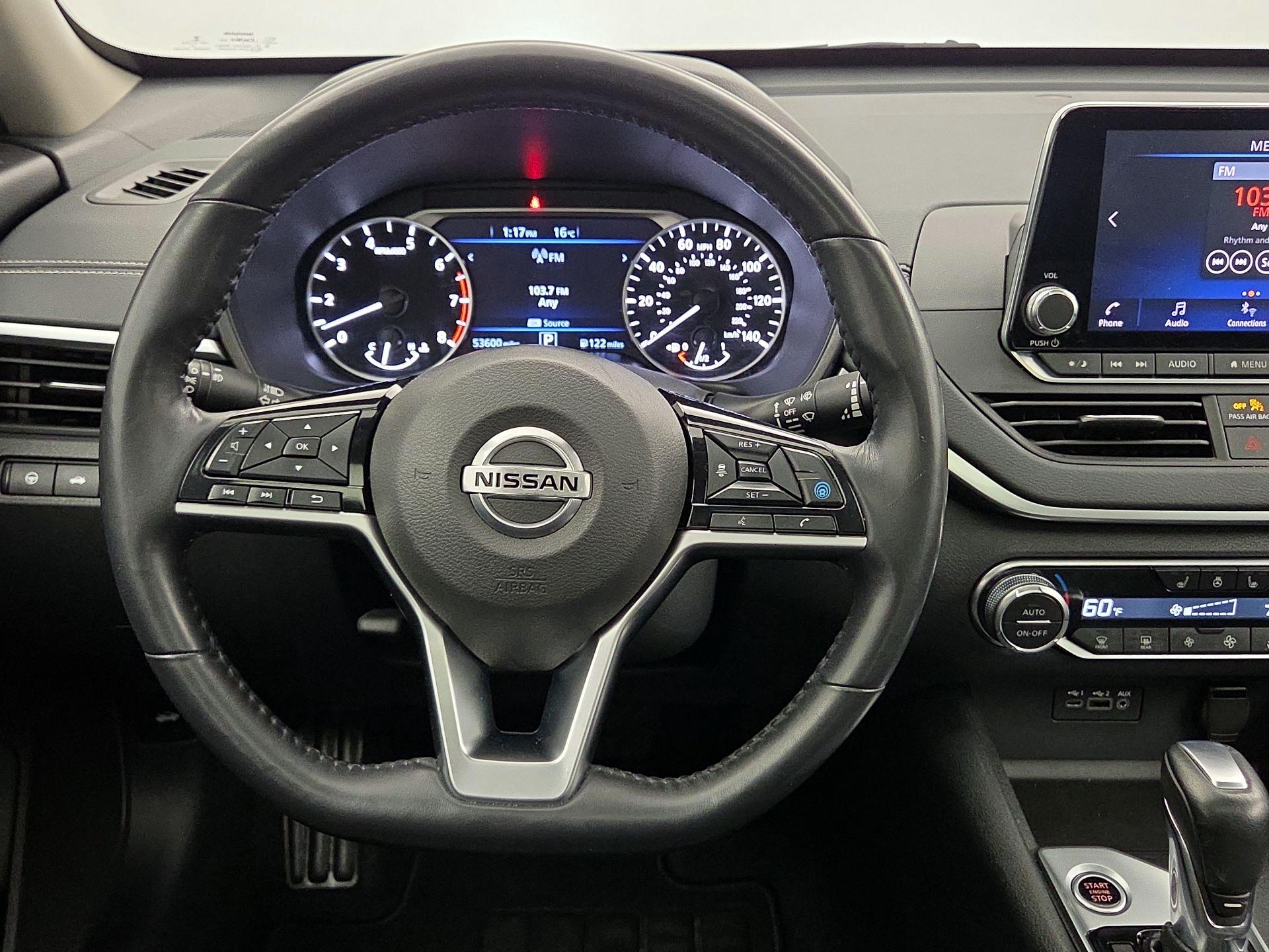 Thumbnail: 2019 Nissan Altima - 10