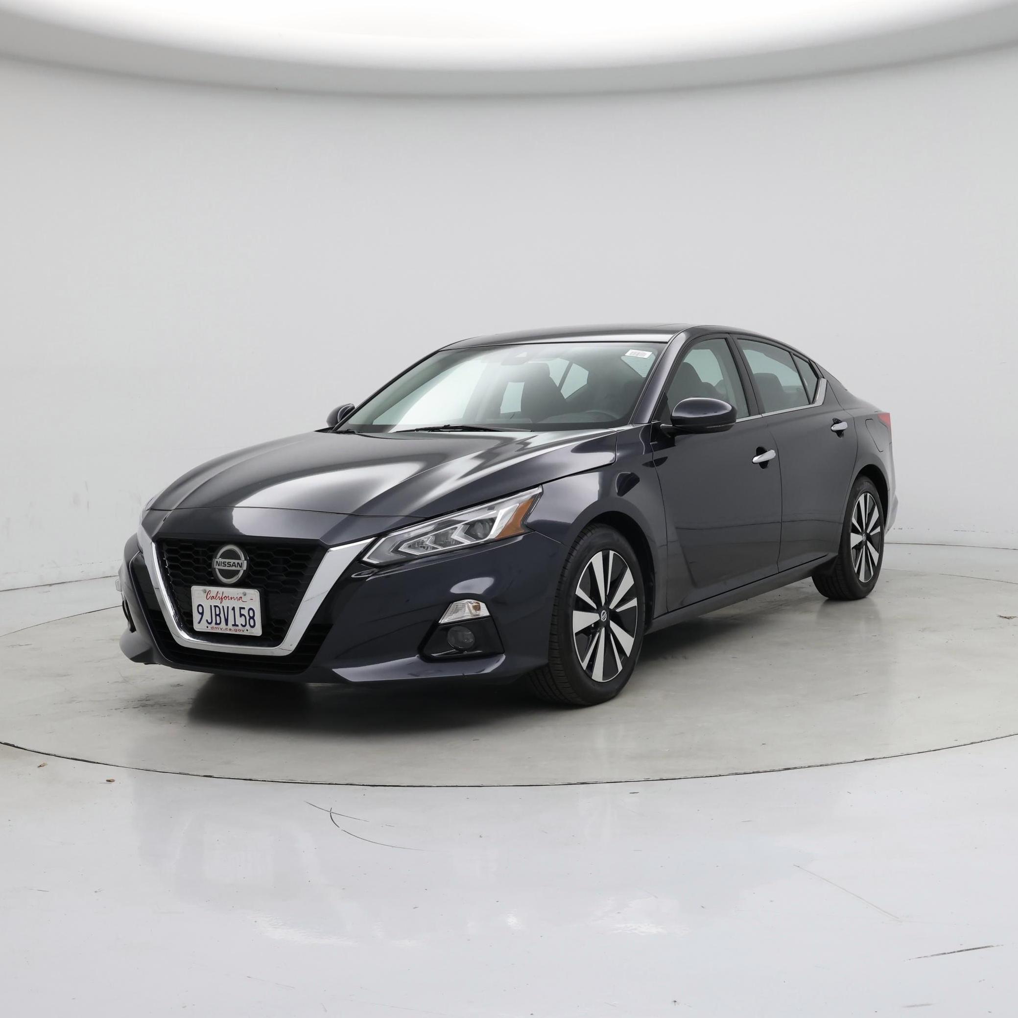 Thumbnail: 2019 Nissan Altima - 4