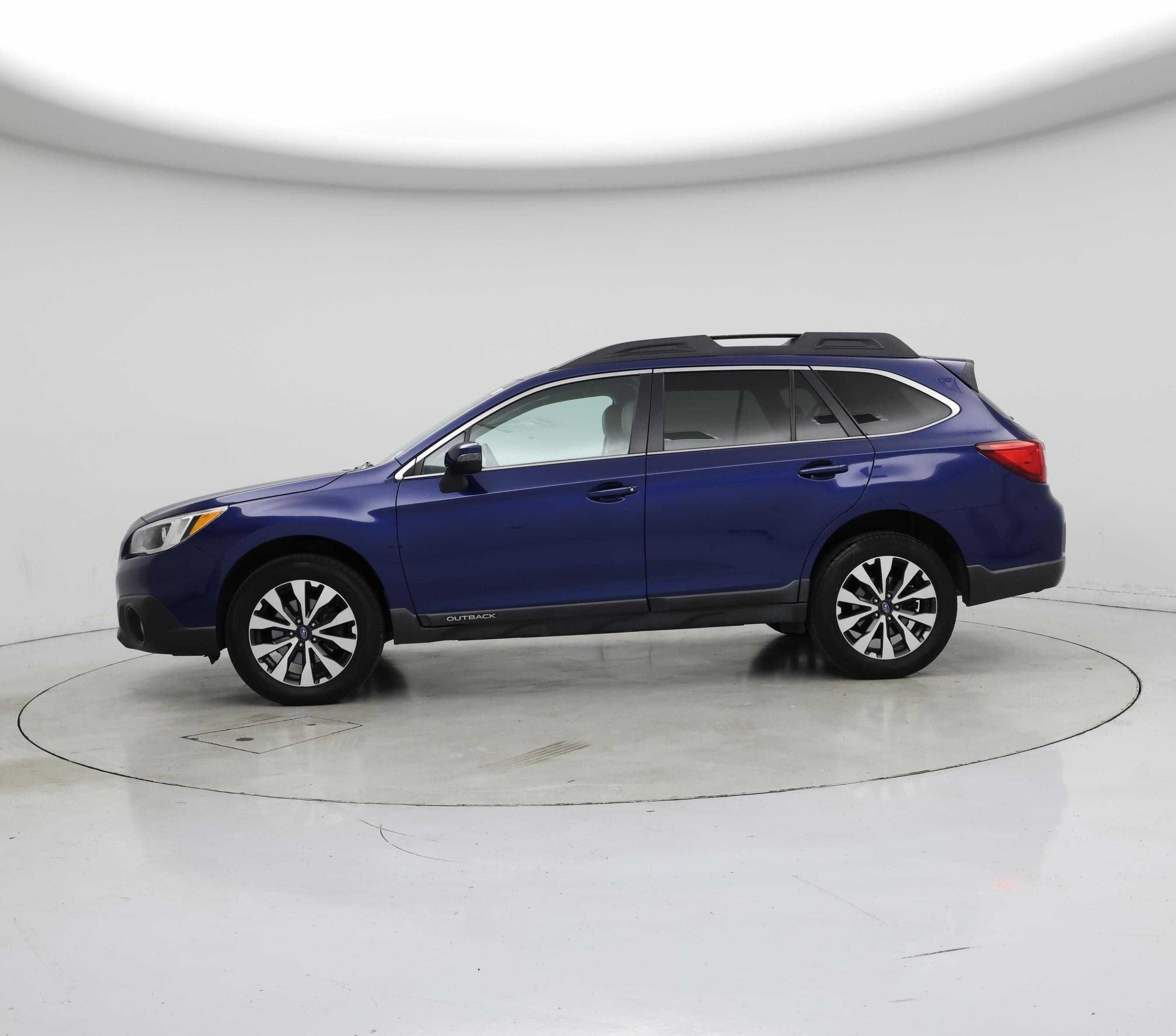 Thumbnail: 2015 Subaru Outback - 3