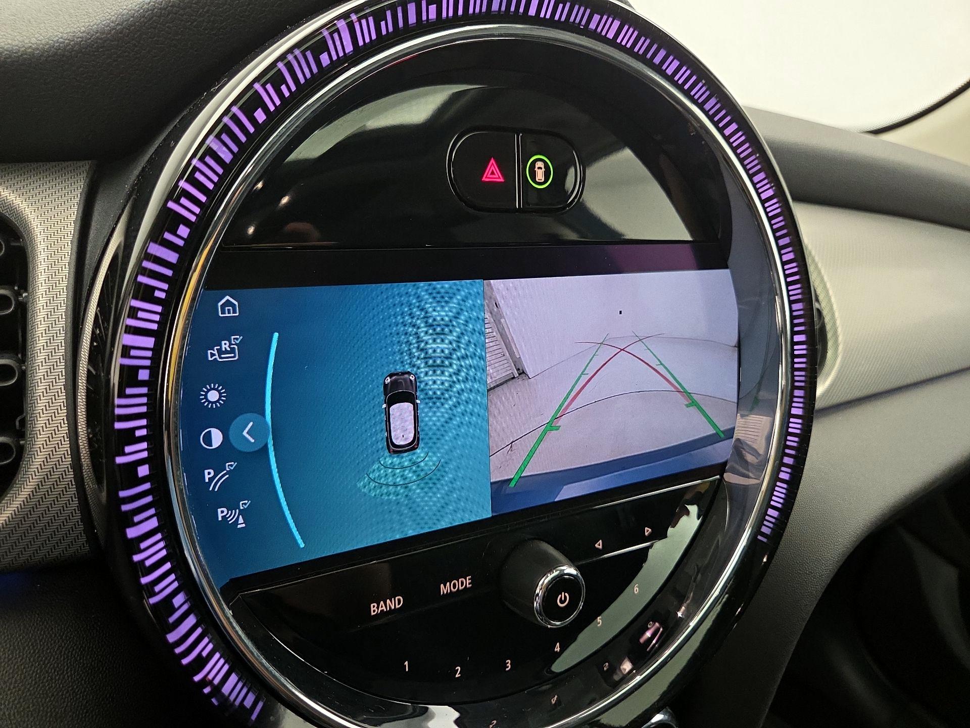 Thumbnail: 2022 MINI Cooper Hardtop - 14