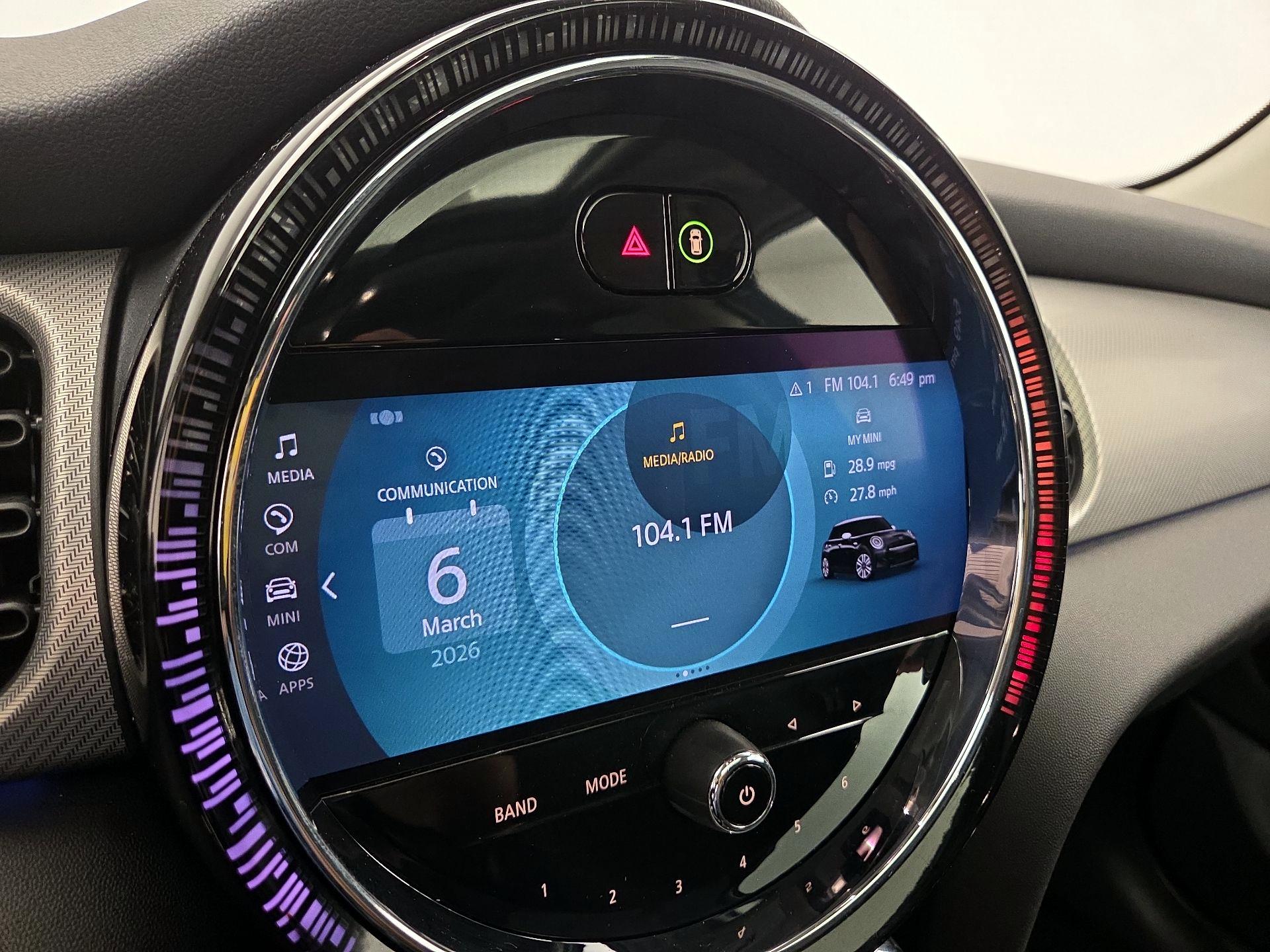 Thumbnail: 2022 MINI Cooper Hardtop - 15