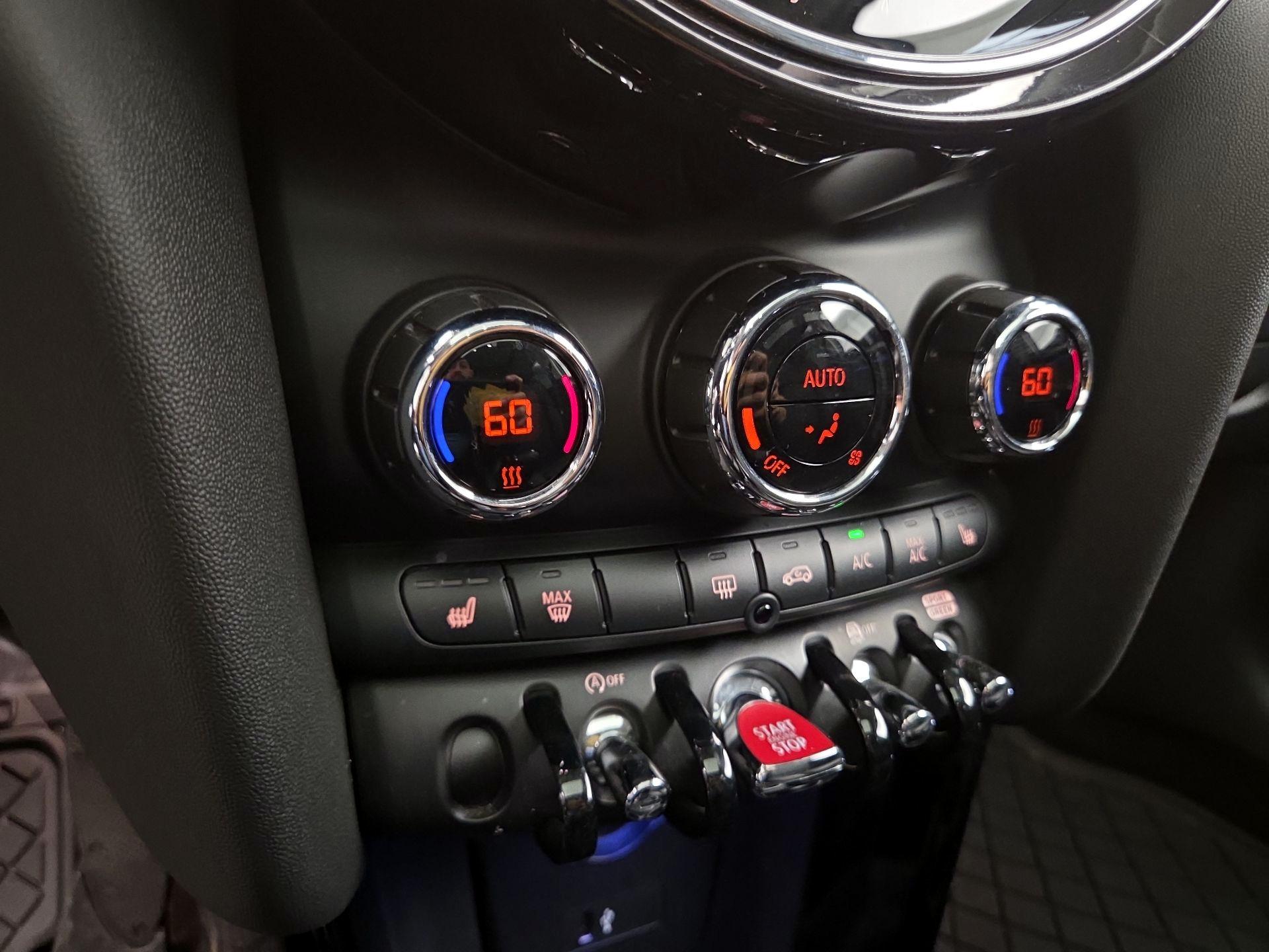 Thumbnail: 2022 MINI Cooper Hardtop - 16