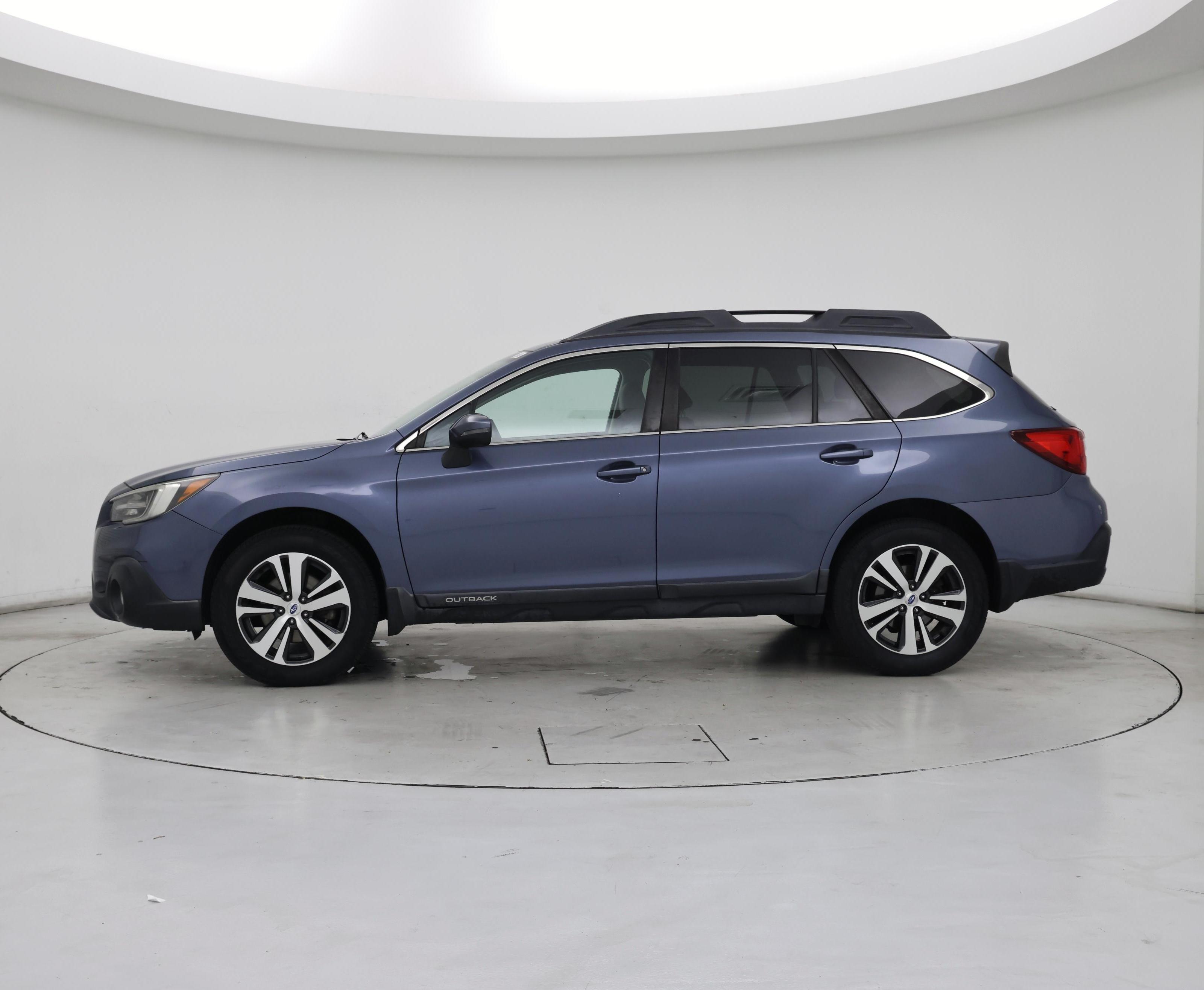 Thumbnail: 2018 Subaru Outback - 3