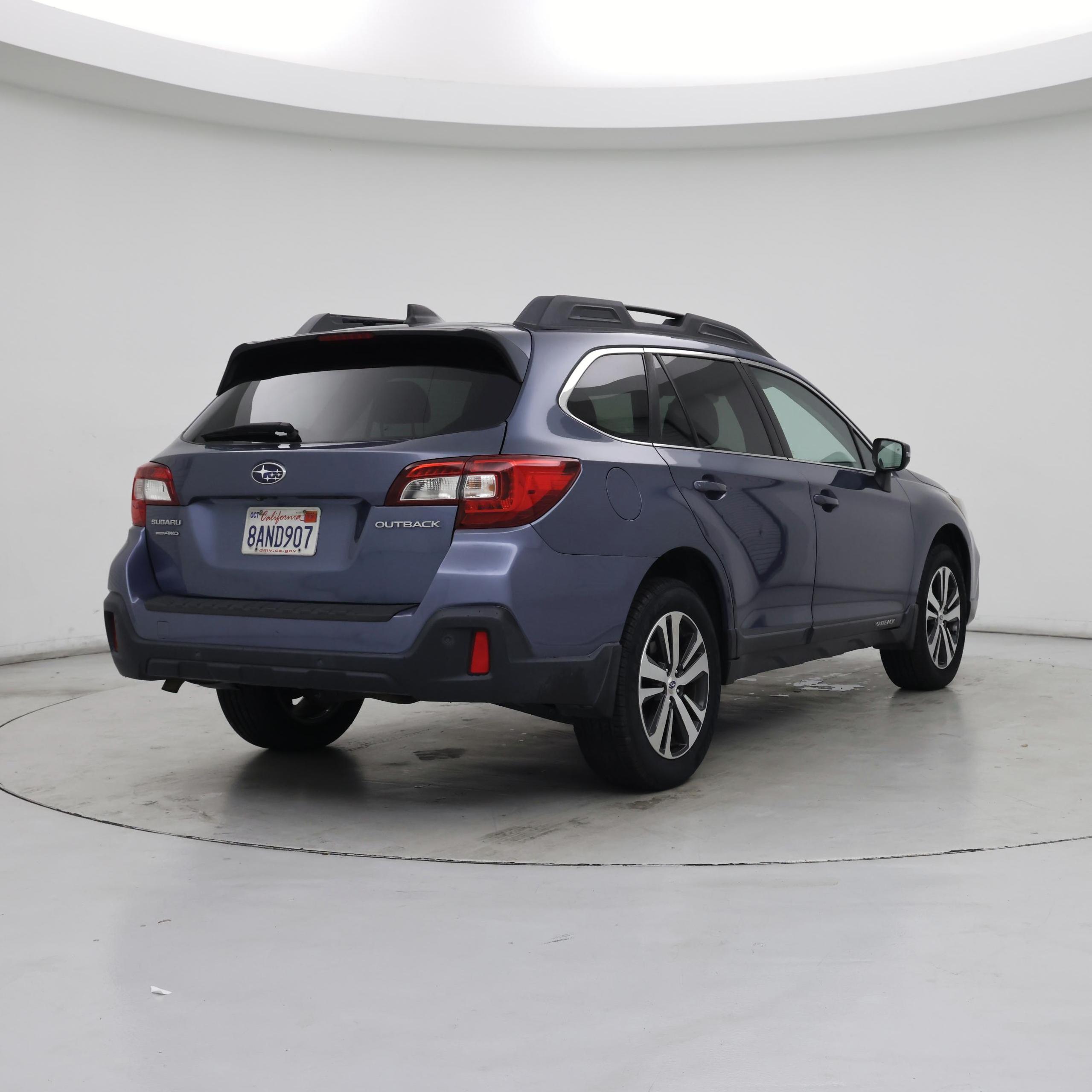 Thumbnail: 2018 Subaru Outback - 8
