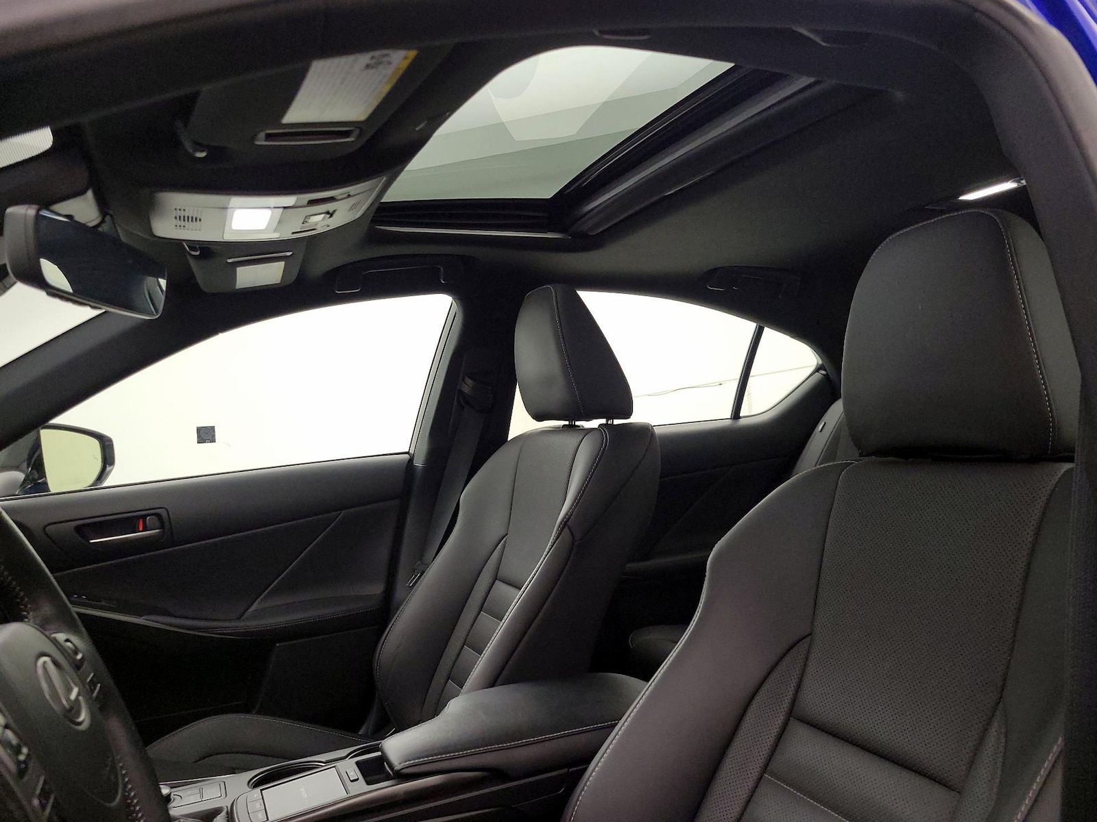 2024 Lexus IS 350 F SPORT - Photo 19