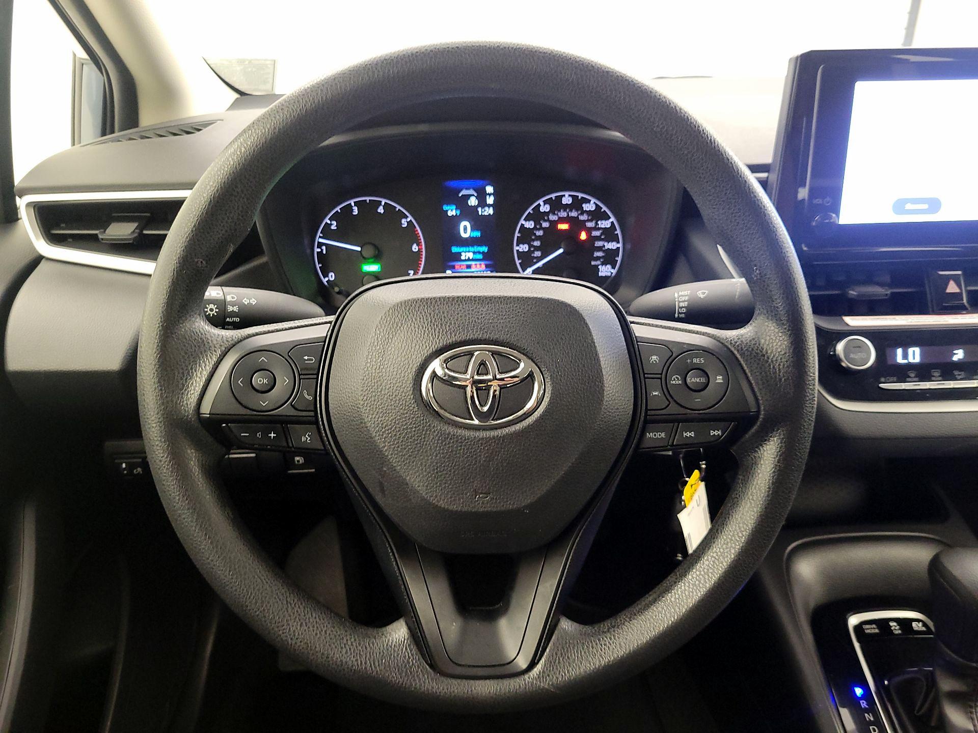 Thumbnail: 2023 Toyota Corolla - 10