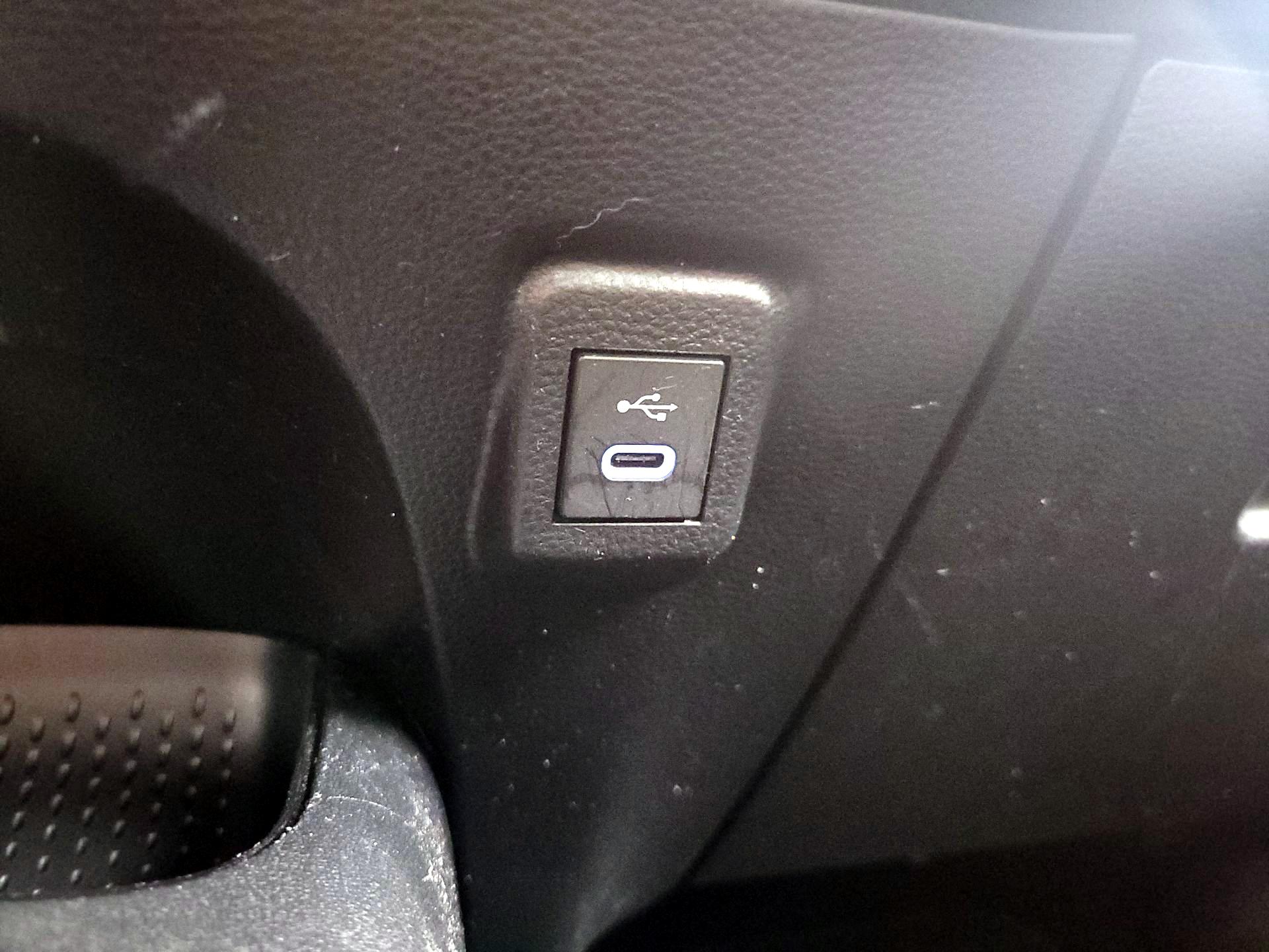 Thumbnail: 2023 Toyota Corolla - 18