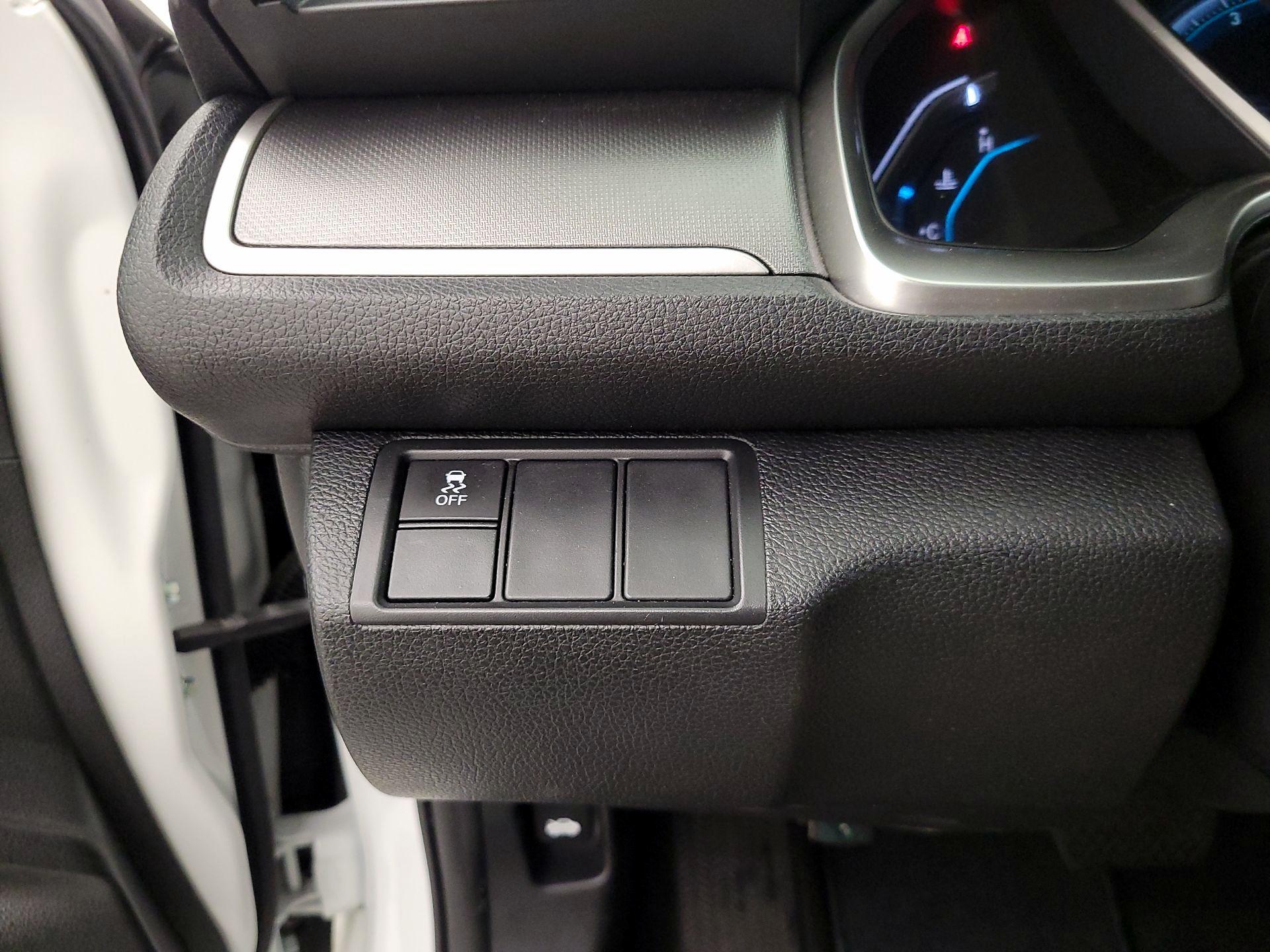 Thumbnail: 2017 Honda Civic - 13