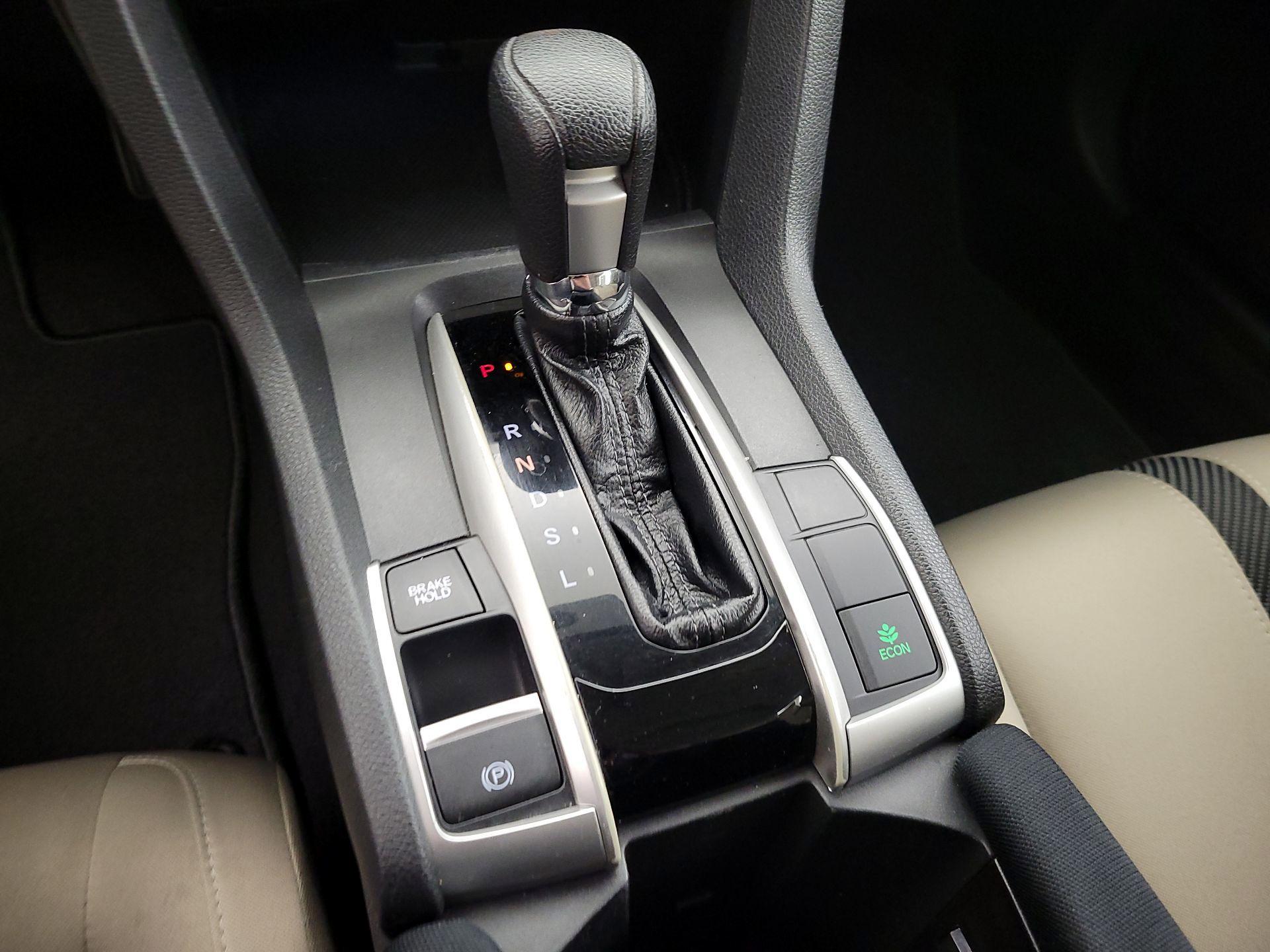 Thumbnail: 2017 Honda Civic - 17