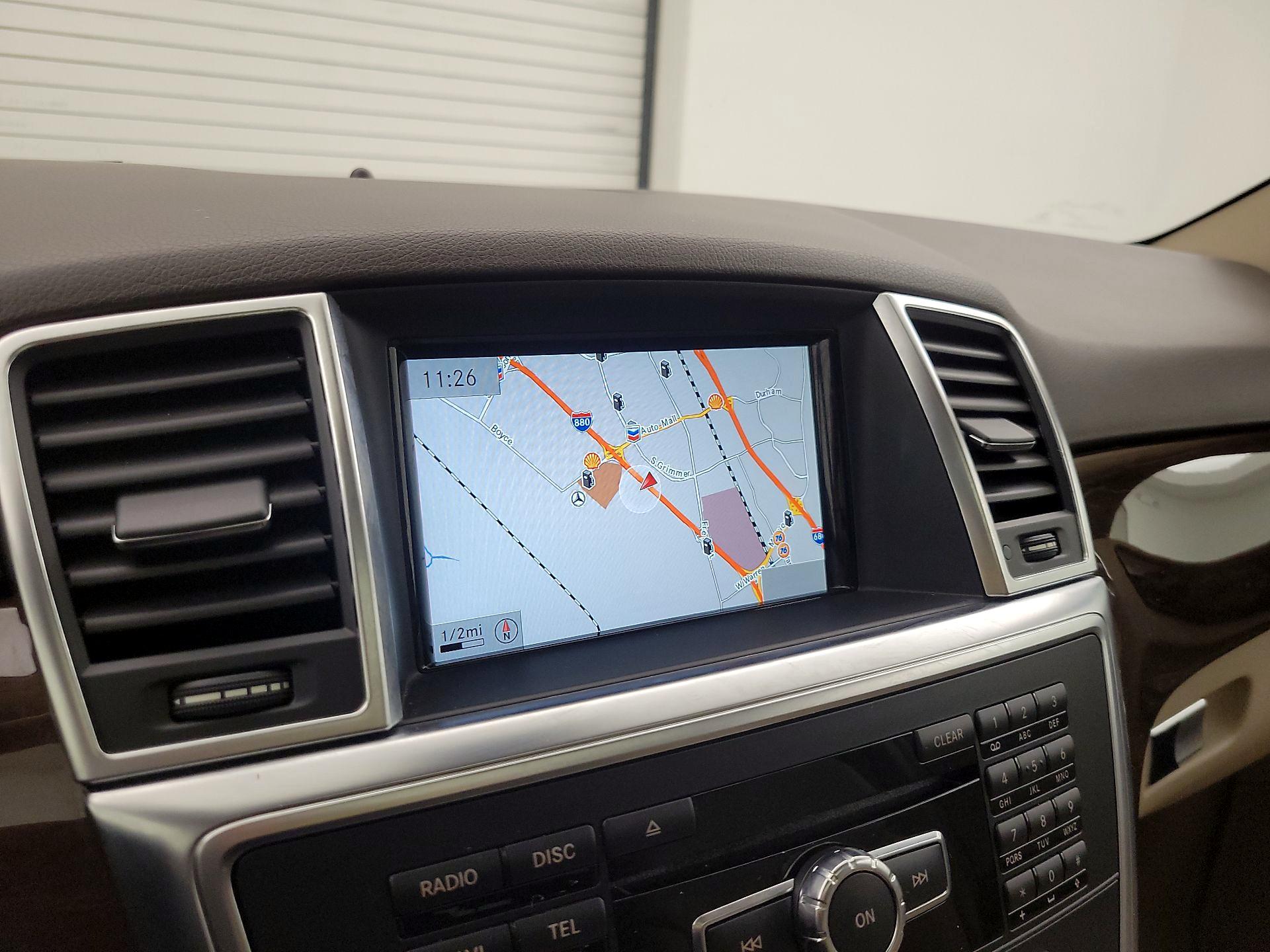 Thumbnail: 2015 Mercedes-Benz M-Class - 14