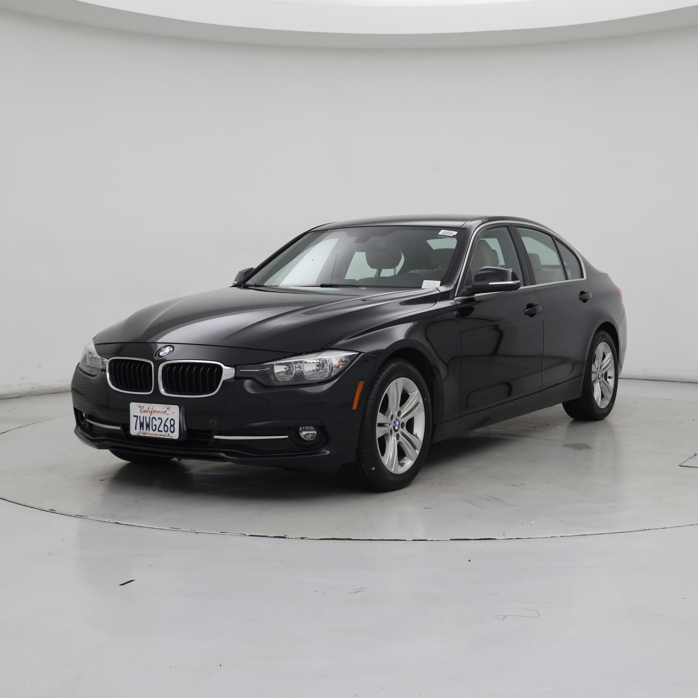 Thumbnail: 2017 BMW 3 Series - 4