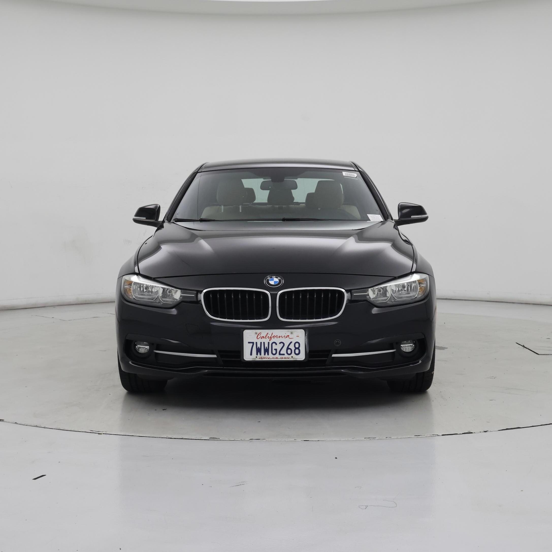Thumbnail: 2017 BMW 3 Series - 5
