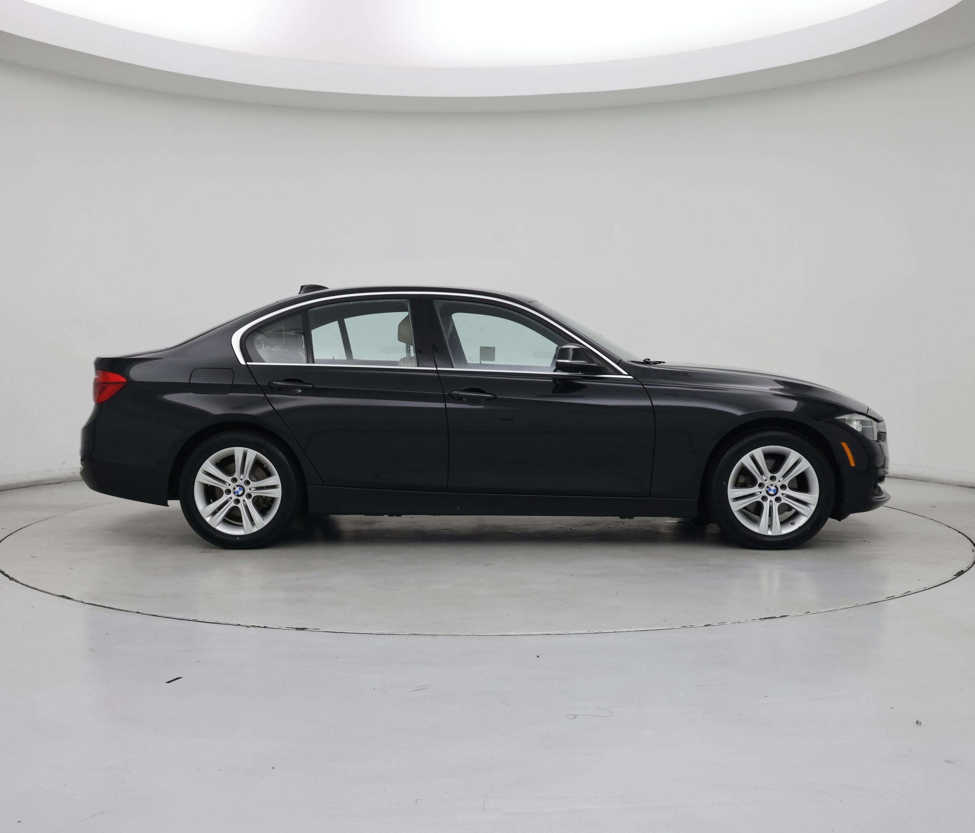 Thumbnail: 2017 BMW 3 Series - 7