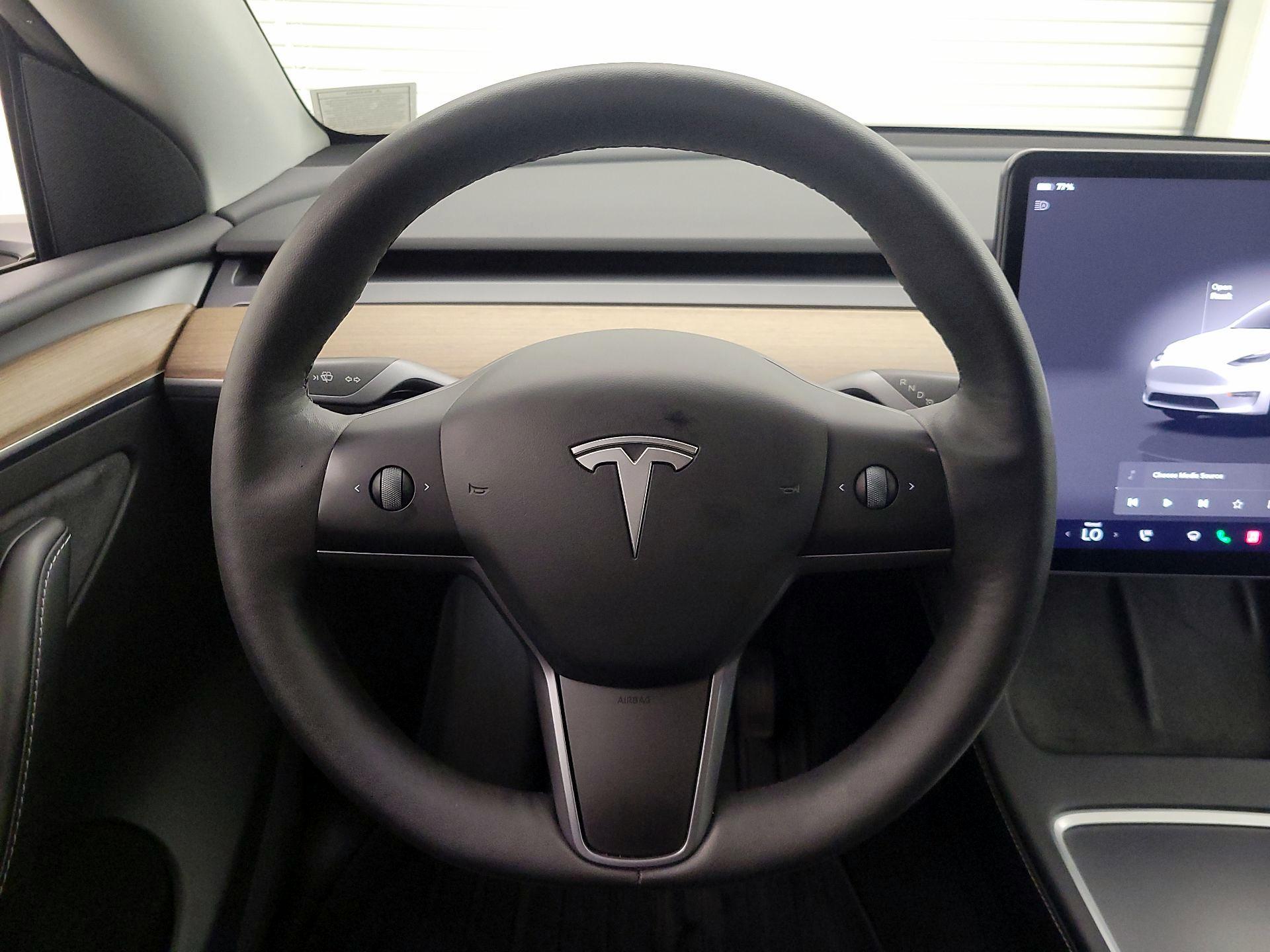 Thumbnail: 2022 Tesla Model Y - 10