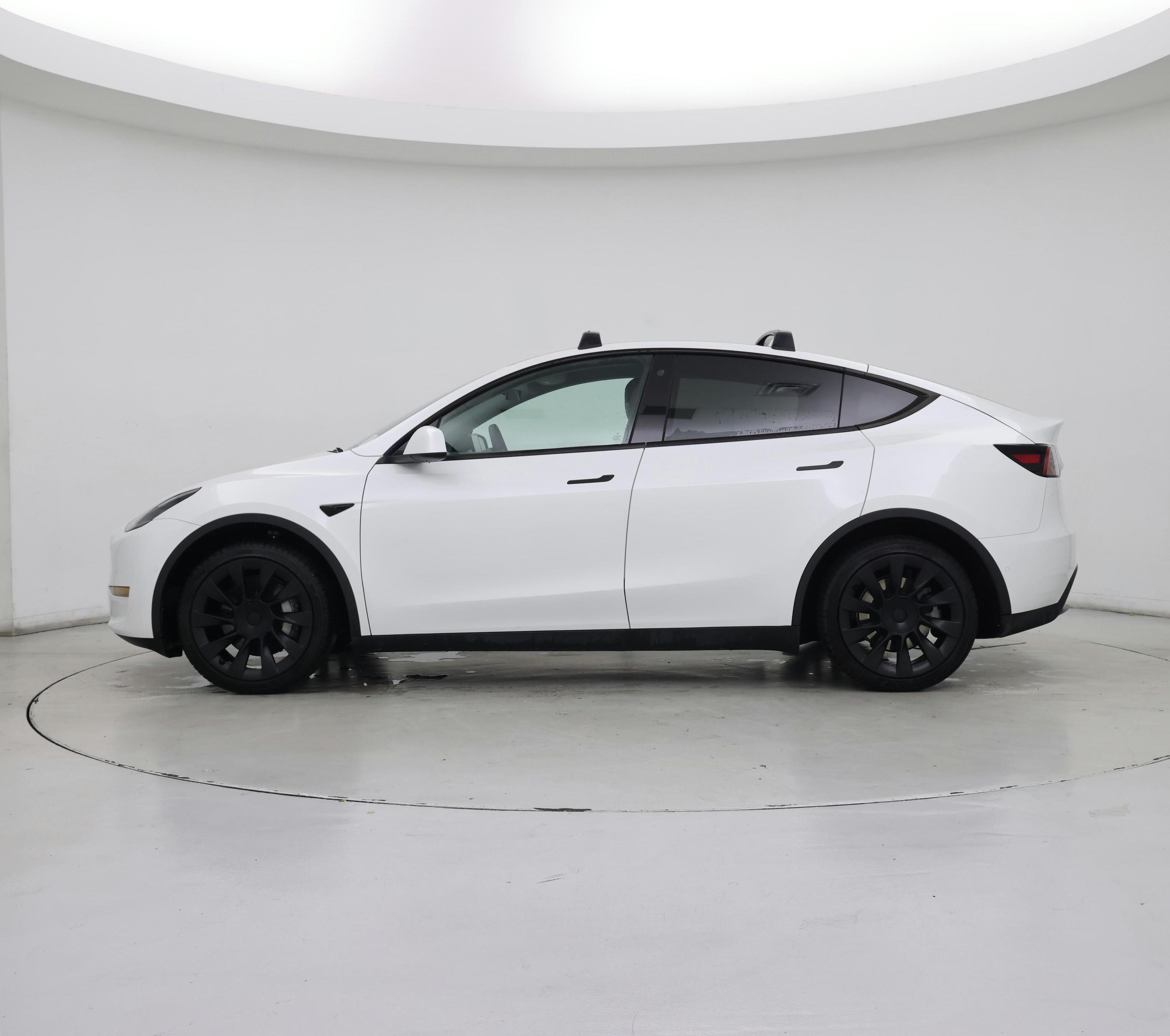 Thumbnail: 2022 Tesla Model Y - 3