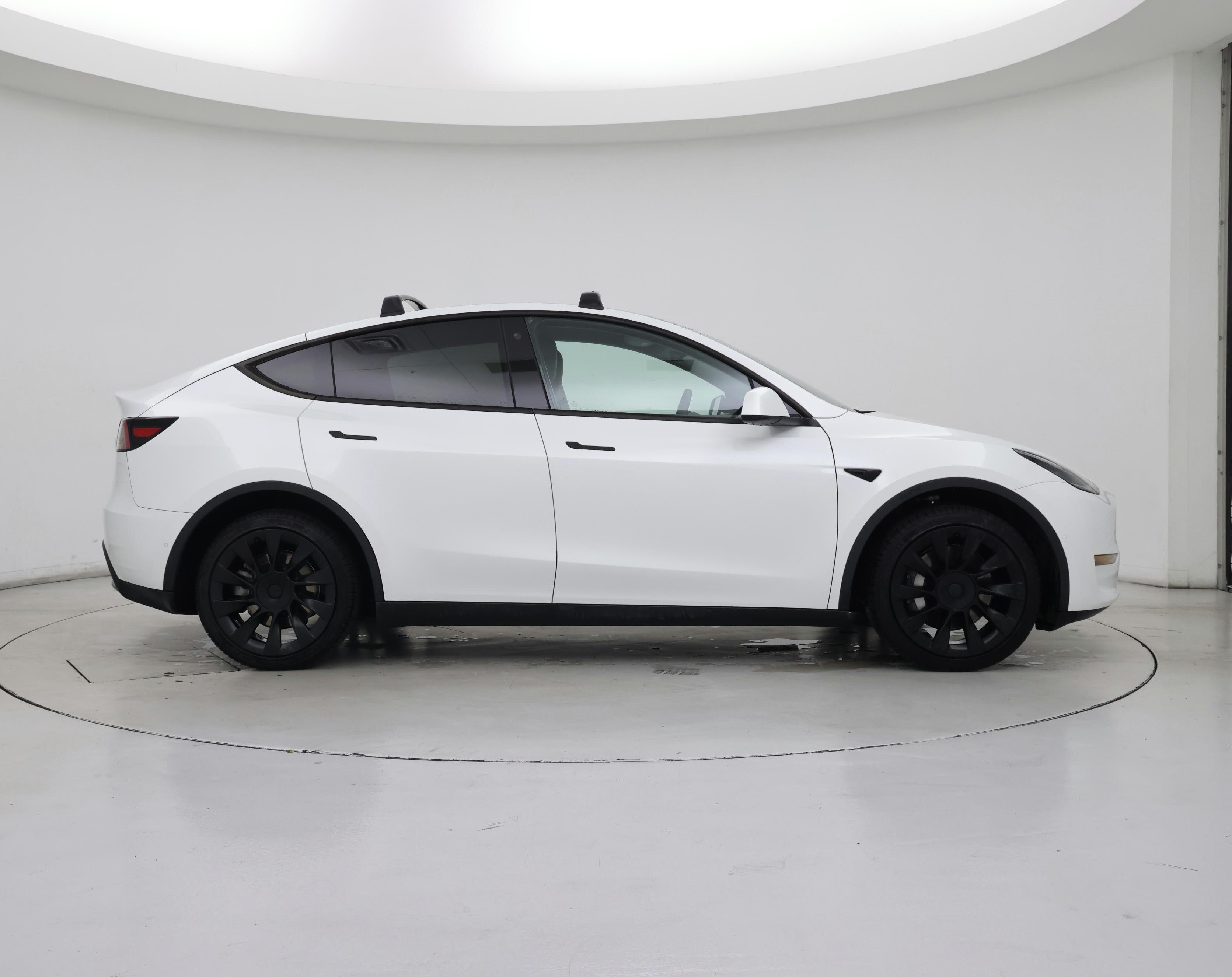 Thumbnail: 2022 Tesla Model Y - 7