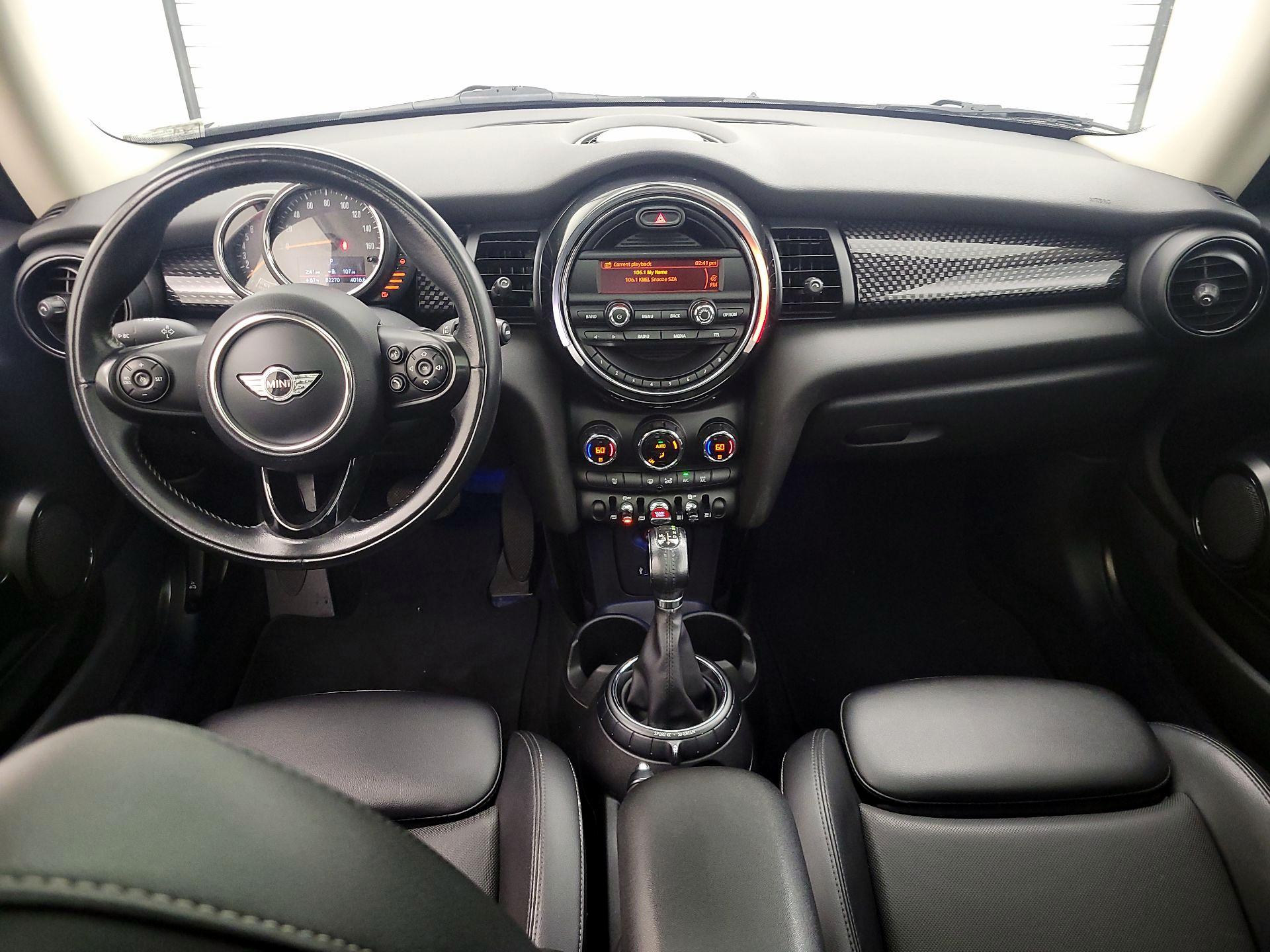 Thumbnail: 2016 MINI Cooper Hardtop - 9