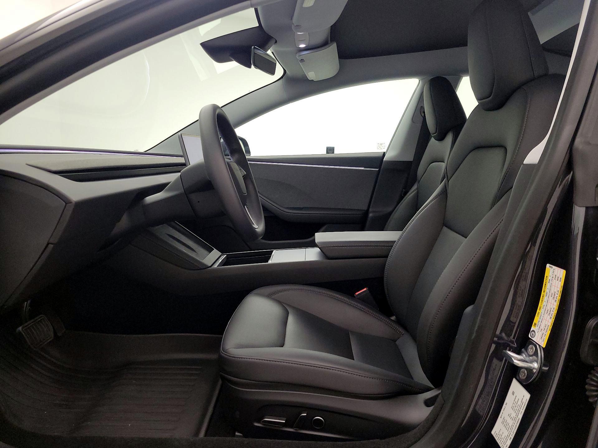 Thumbnail: 2025 Tesla Model 3 - 11