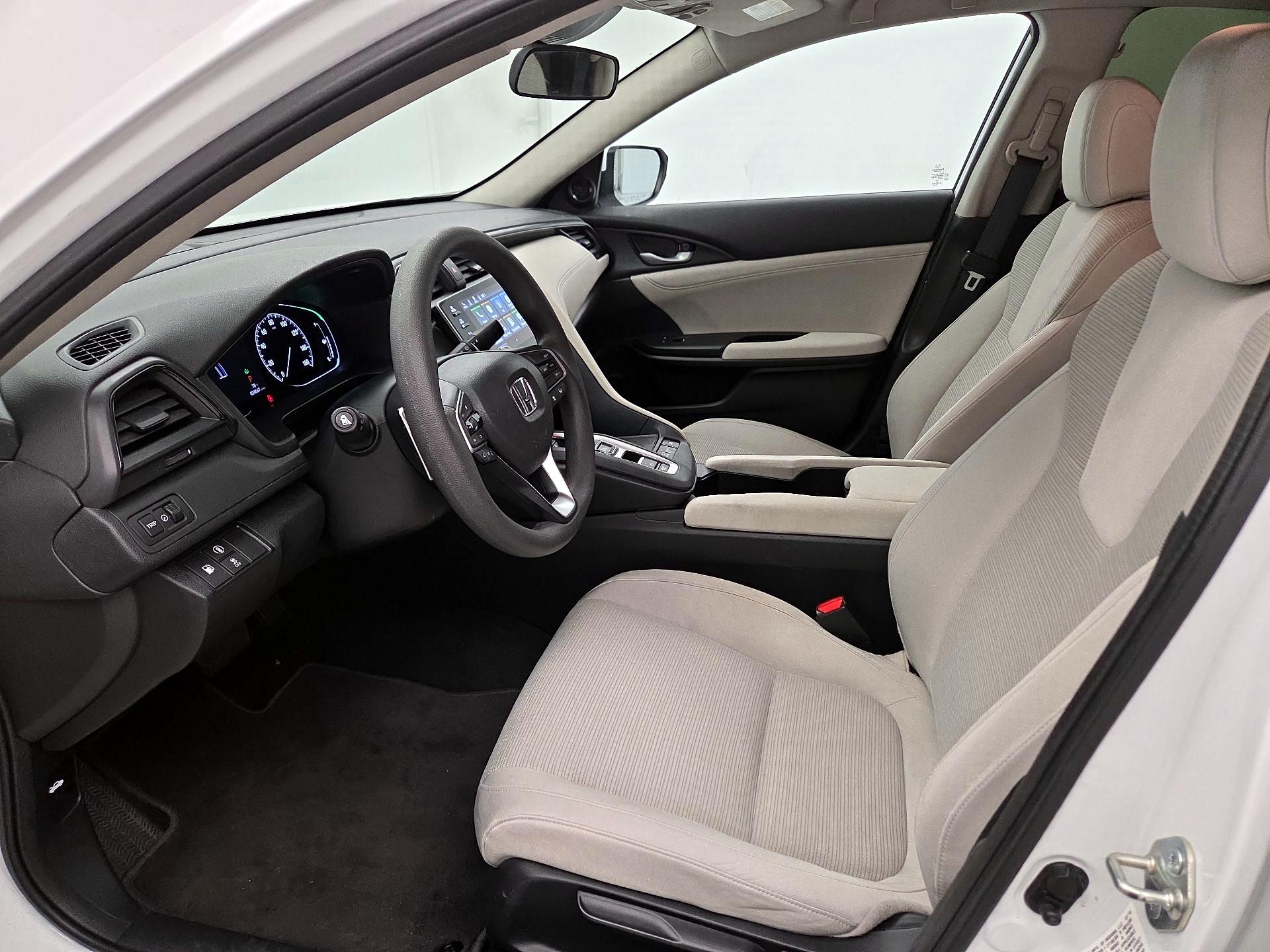 Thumbnail: 2020 Honda Insight - 11