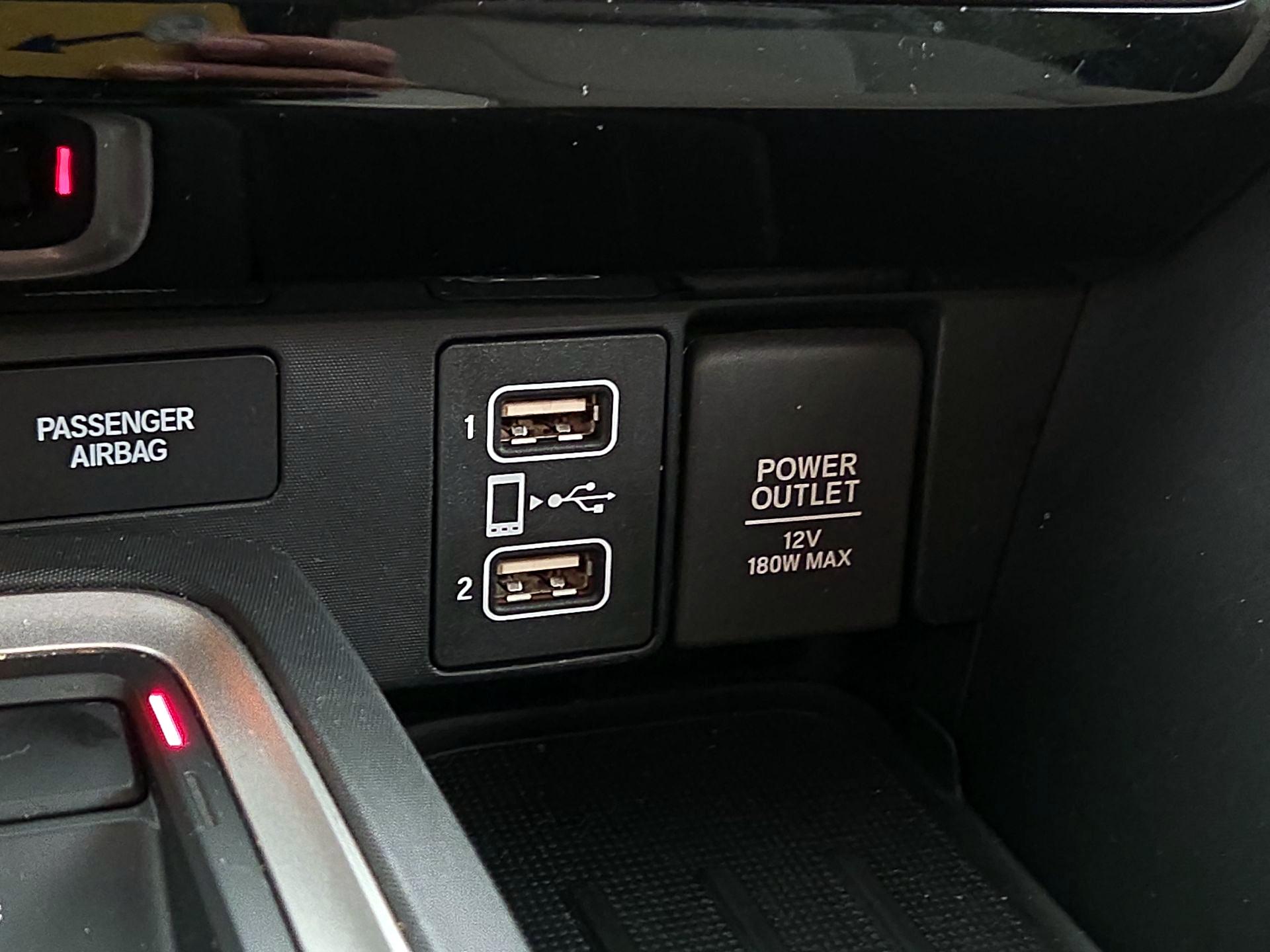 Thumbnail: 2020 Honda Insight - 18