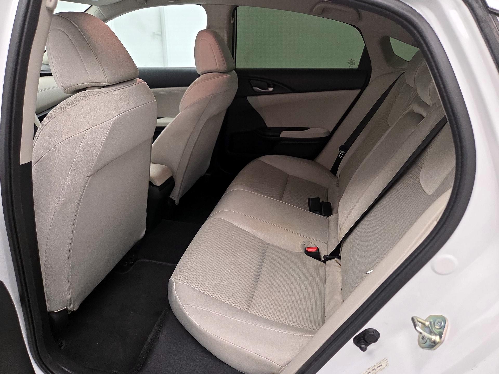 Thumbnail: 2020 Honda Insight - 19