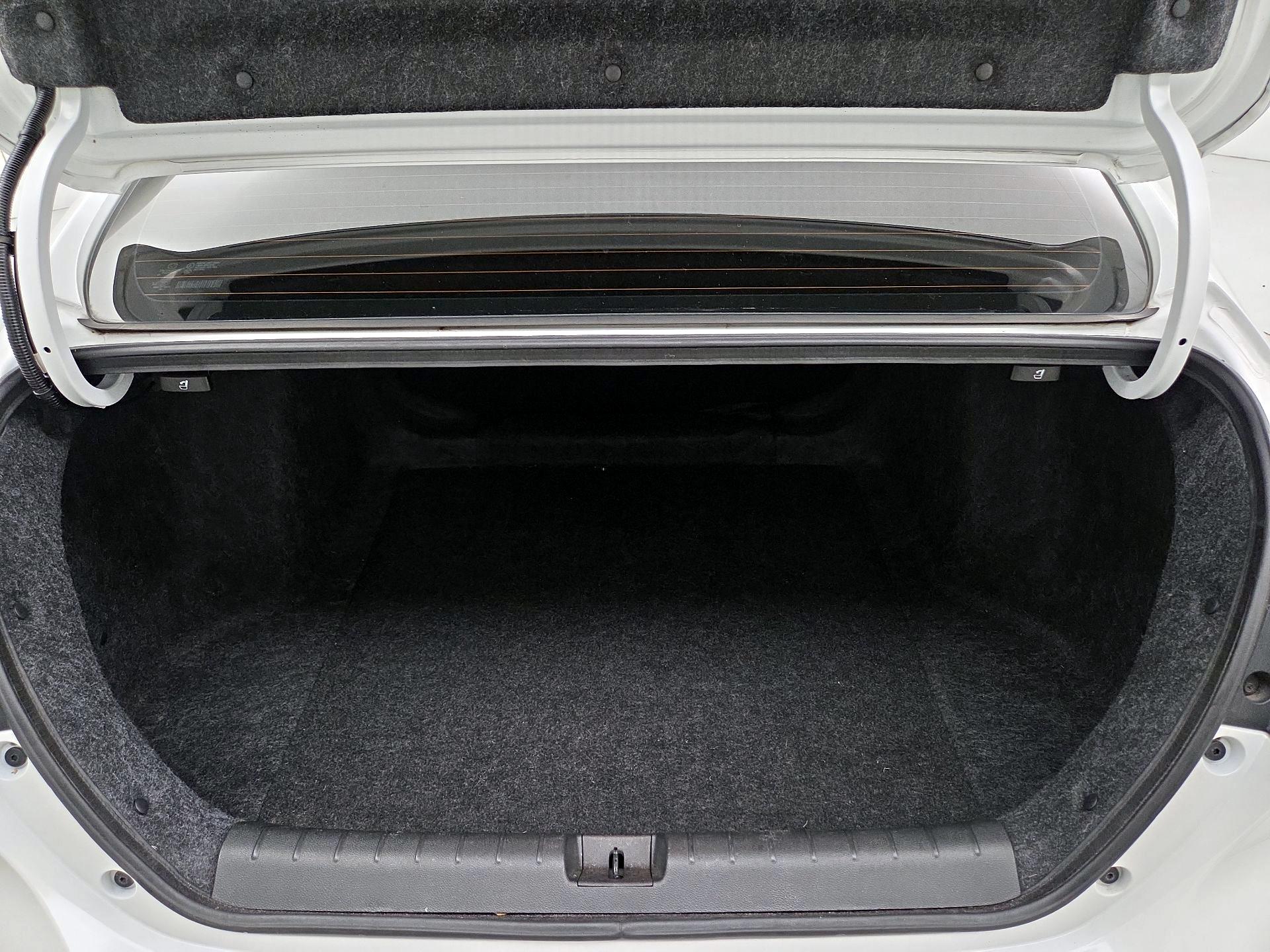 Thumbnail: 2020 Honda Insight - 20