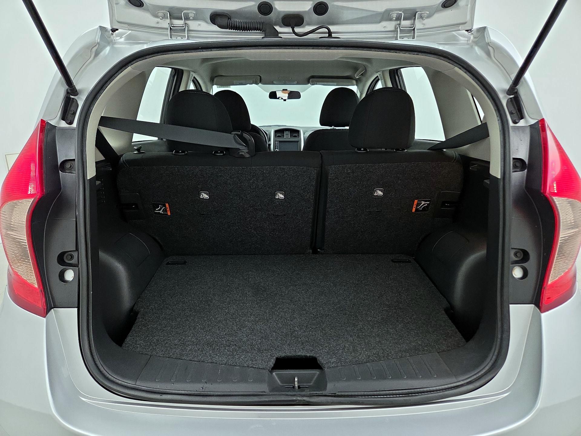 Thumbnail: 2019 Nissan Versa Note - 20