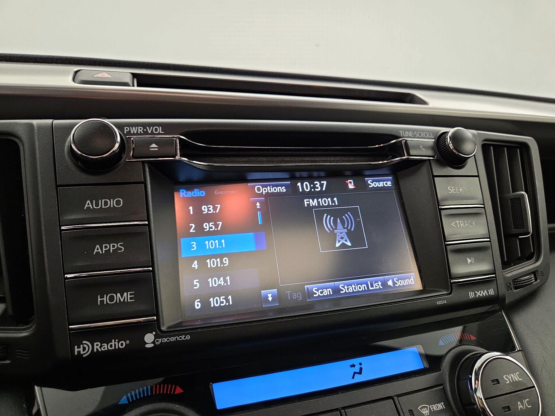 Thumbnail: 2017 Toyota RAV4 - 15