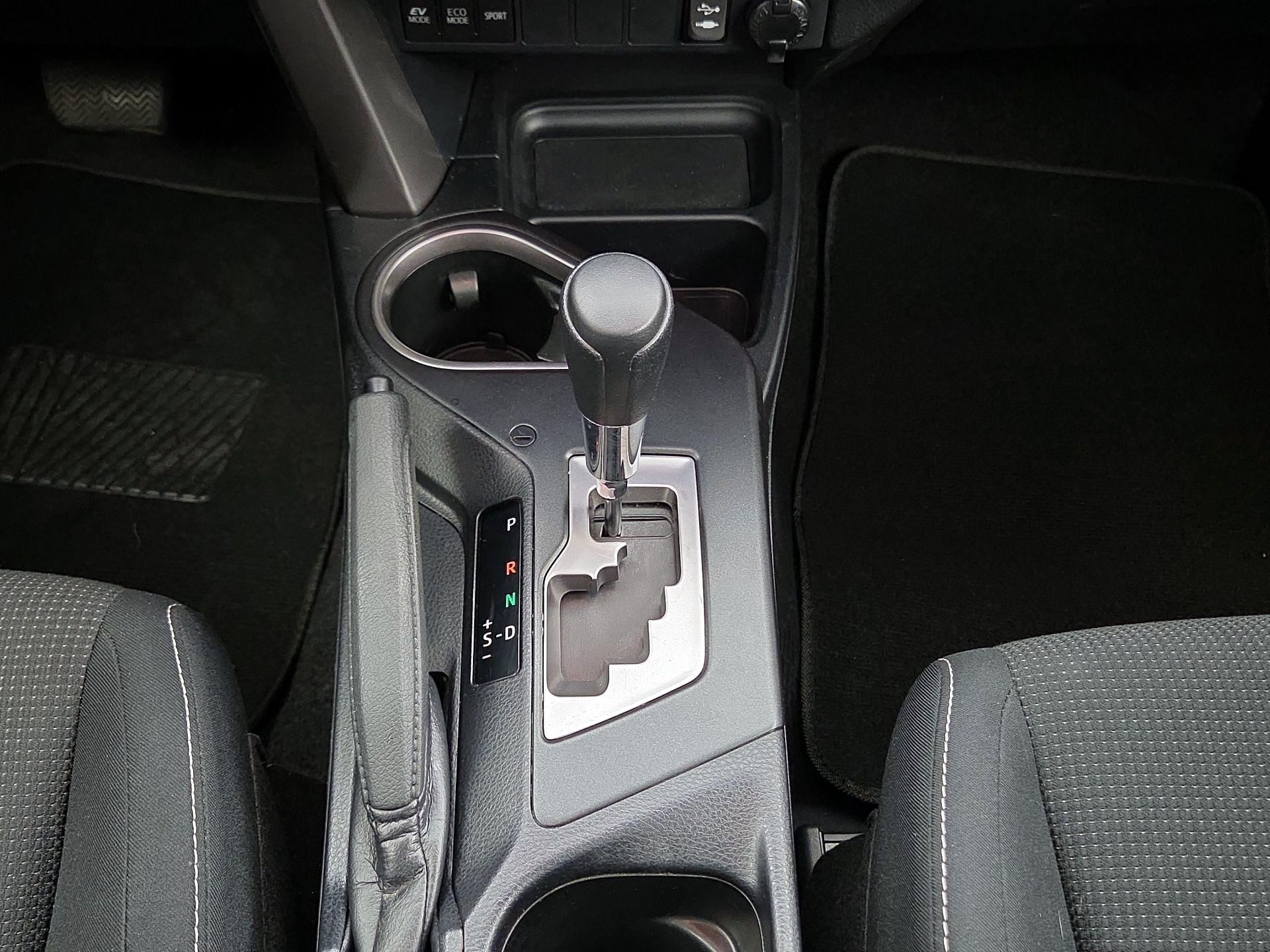 Thumbnail: 2017 Toyota RAV4 - 17