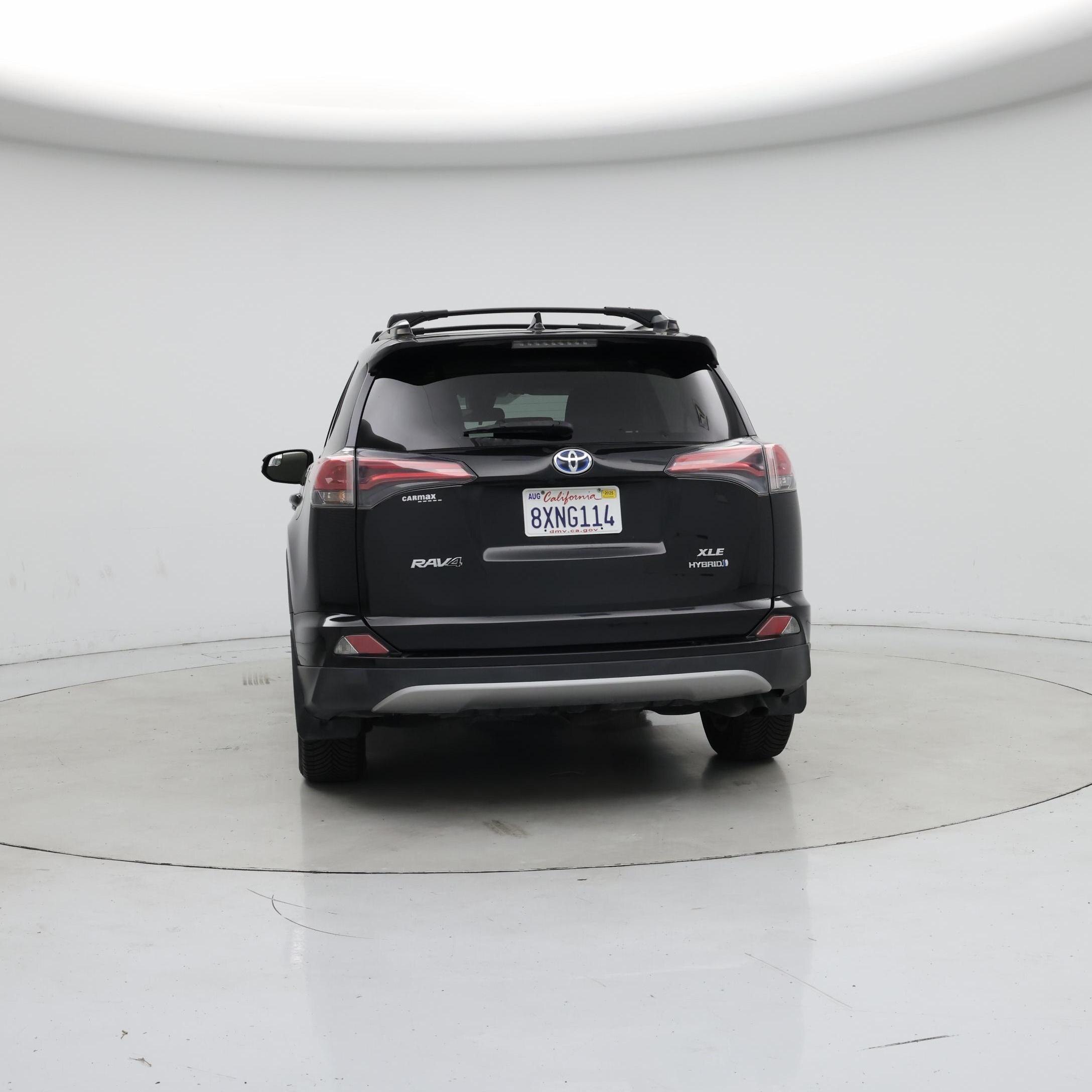 Thumbnail: 2017 Toyota RAV4 - 6