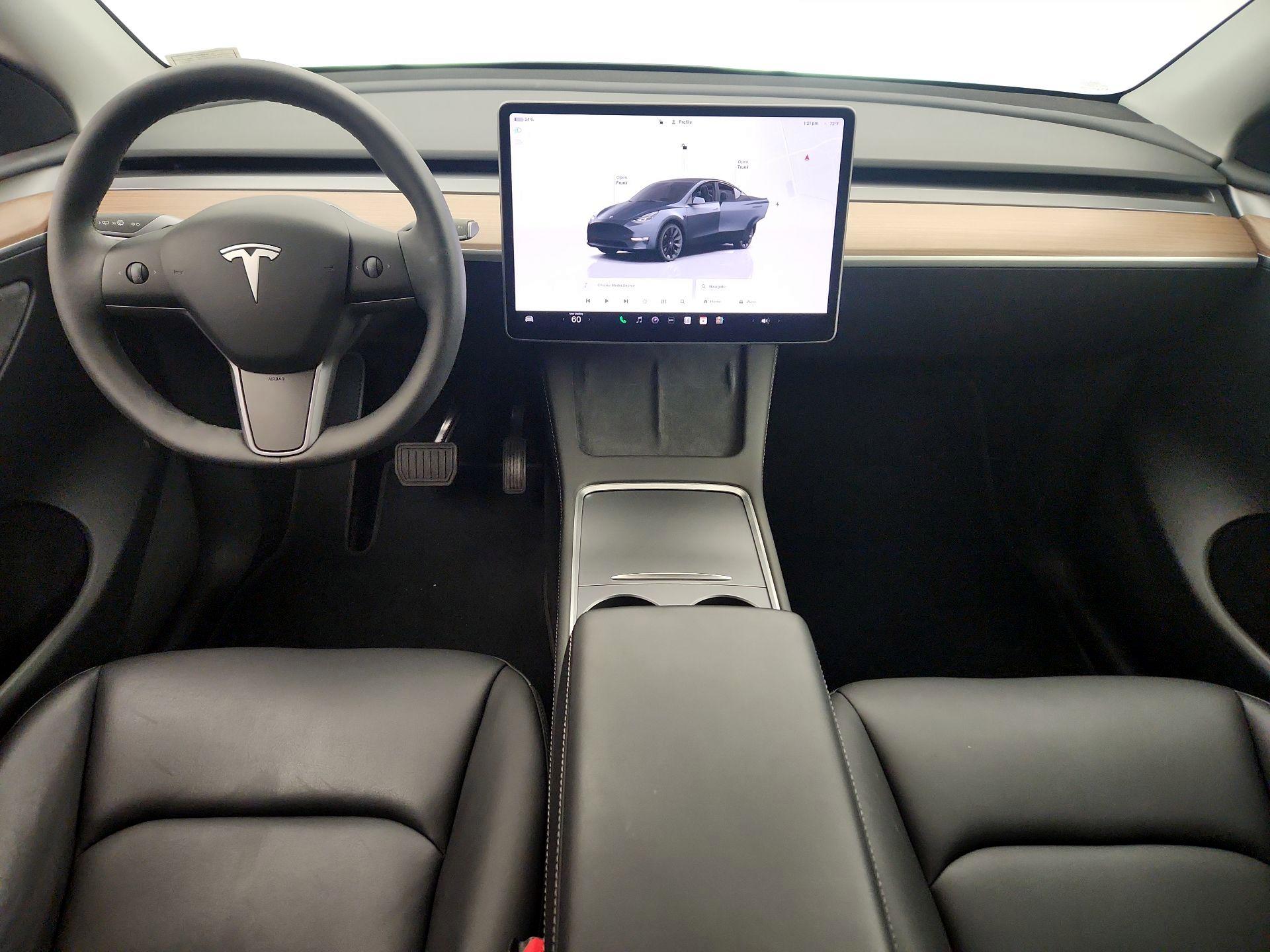 Thumbnail: 2023 Tesla Model Y - 9