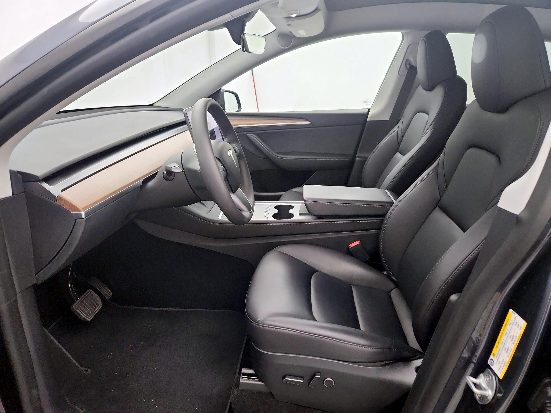 Thumbnail: 2023 Tesla Model Y - 11