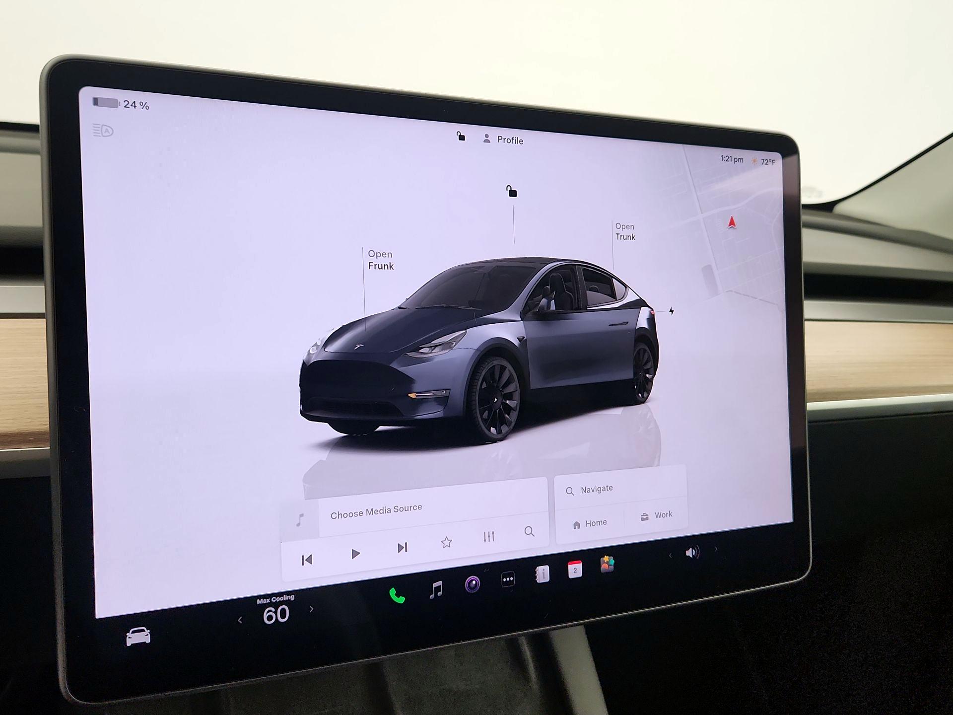 Thumbnail: 2023 Tesla Model Y - 15
