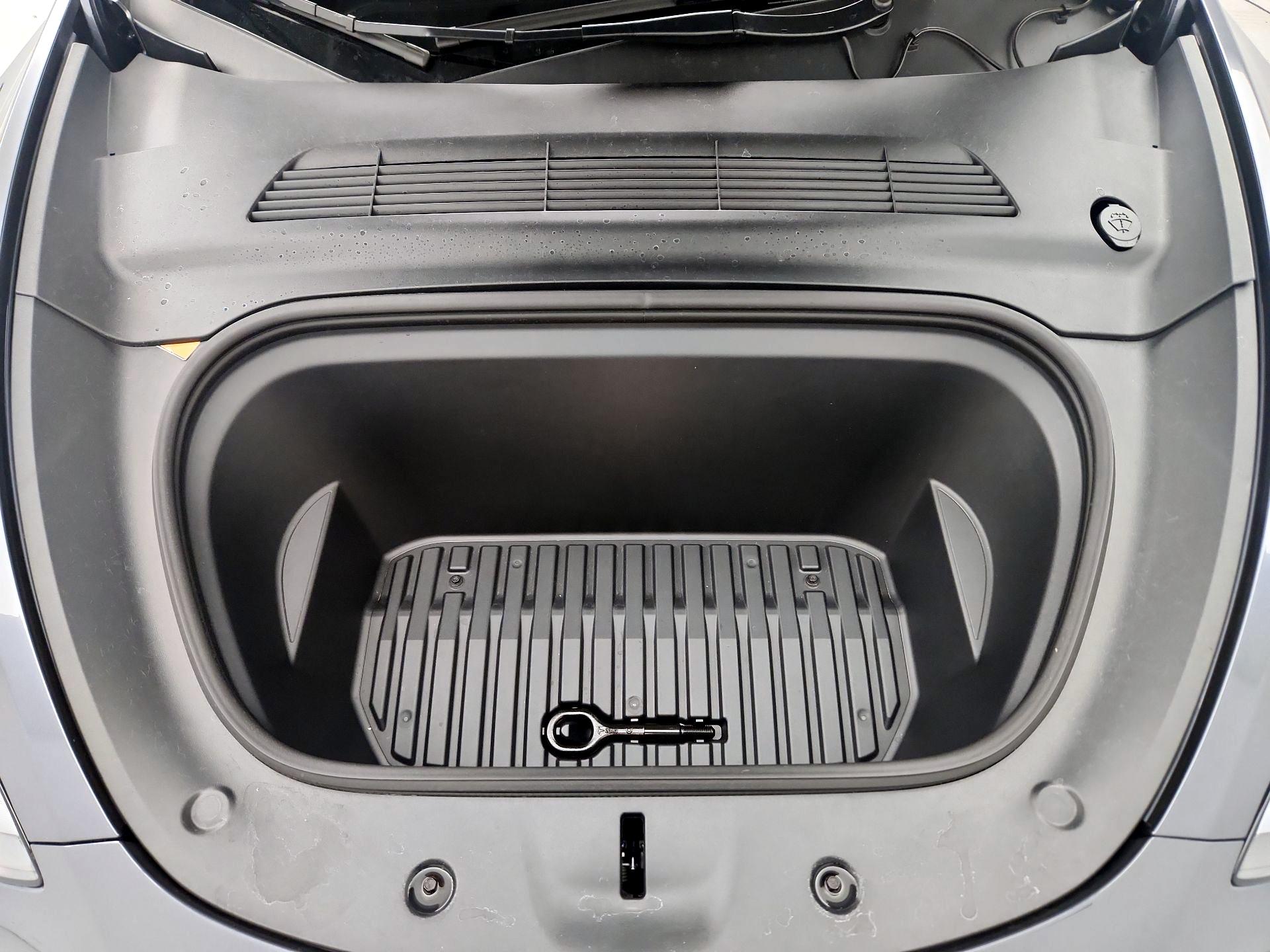 Thumbnail: 2023 Tesla Model Y - 20