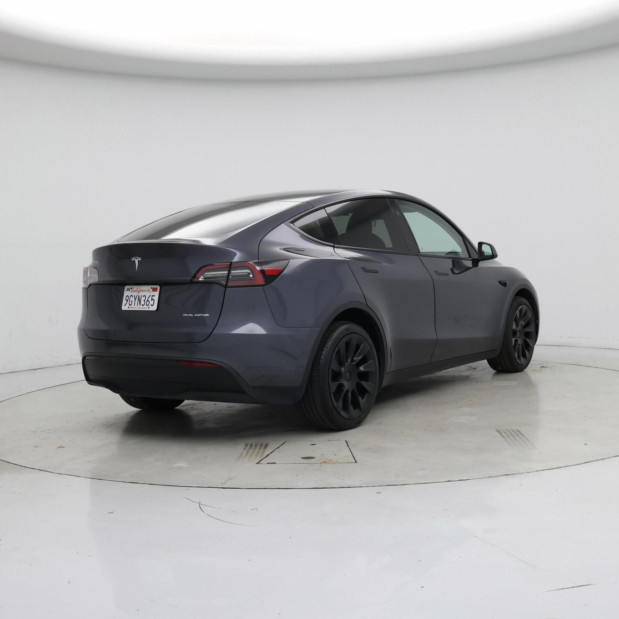 Thumbnail: 2023 Tesla Model Y - 8