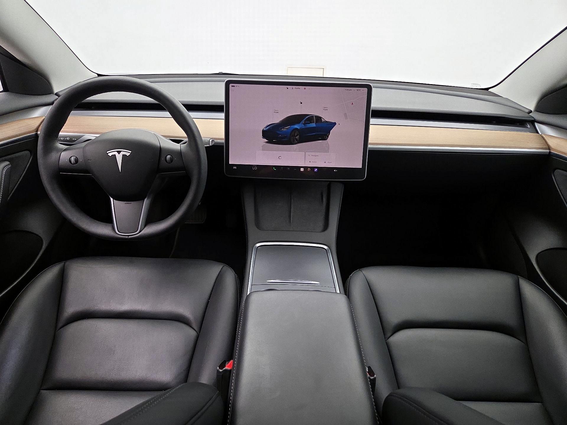 Thumbnail: 2023 Tesla Model 3 - 9