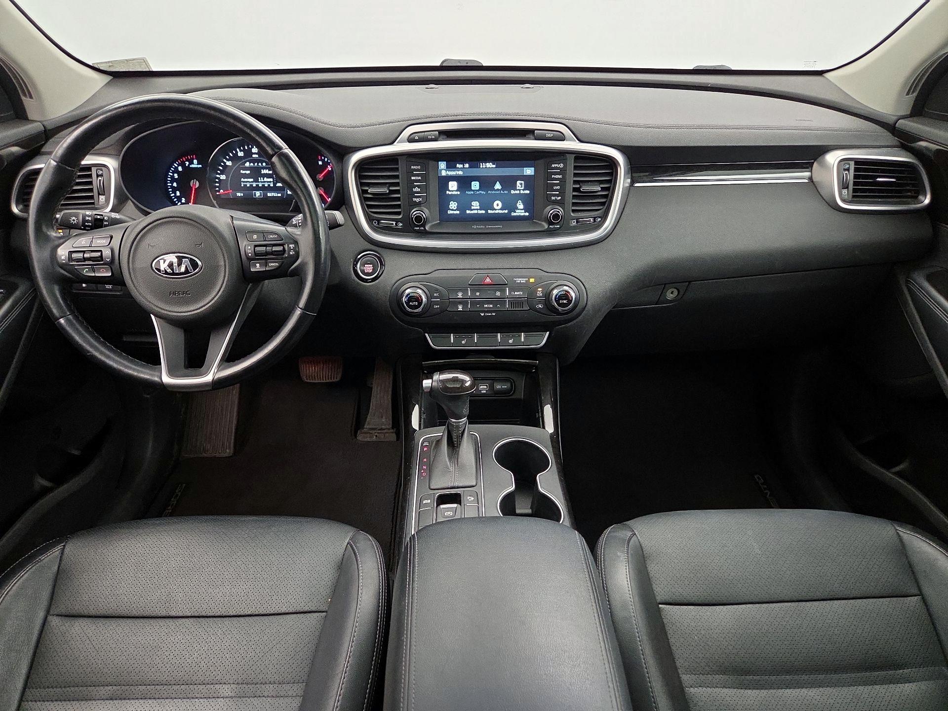 Thumbnail: 2017 Kia Sorento - 9